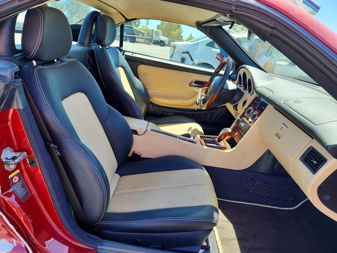 2002 Mercedes-benz Slk 320 Burgundy vin: WDBKK65F02F266748