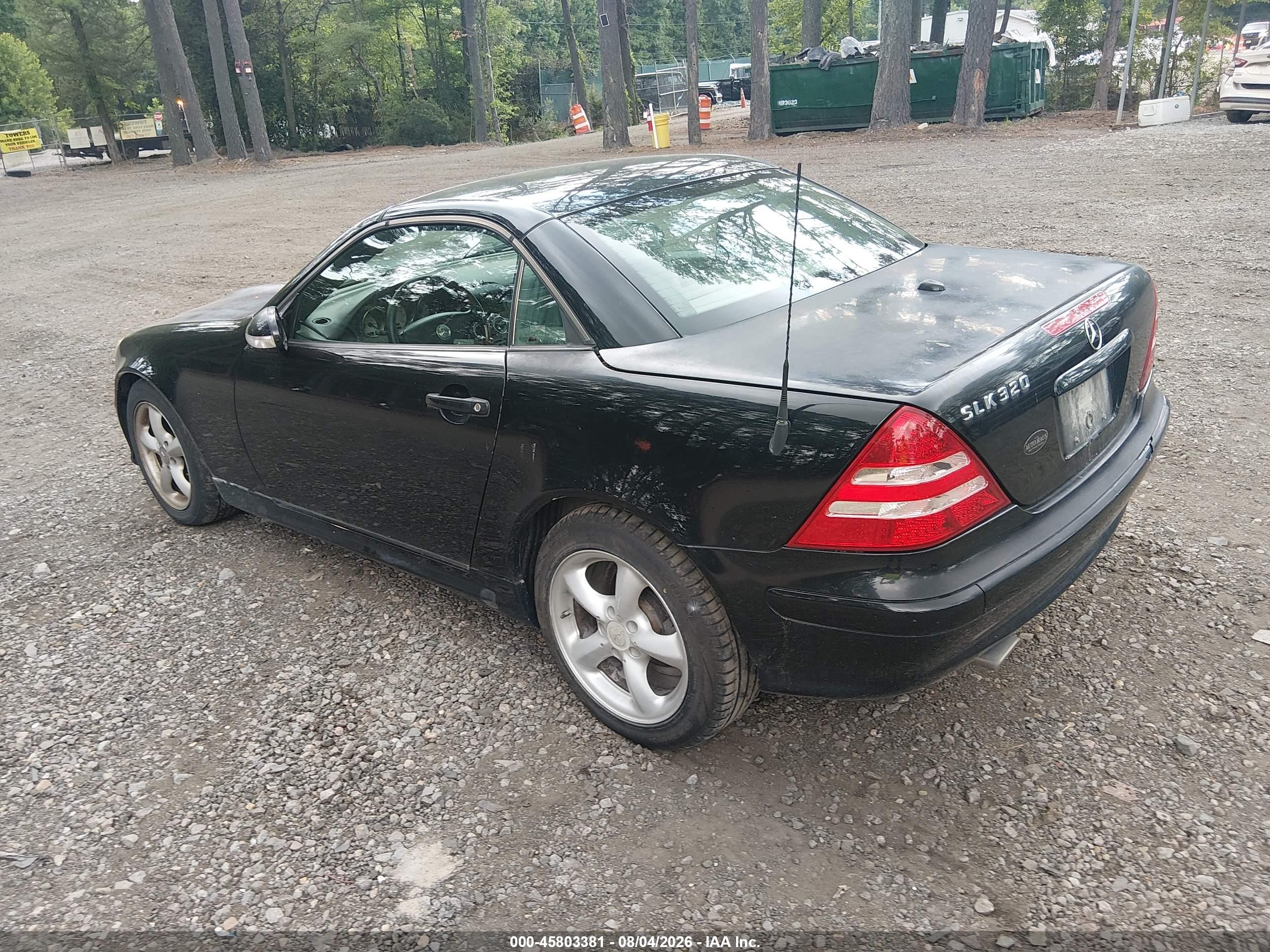 2004 Mercedes-benz Slk 320   Black vin: WDBKK65F04F303333