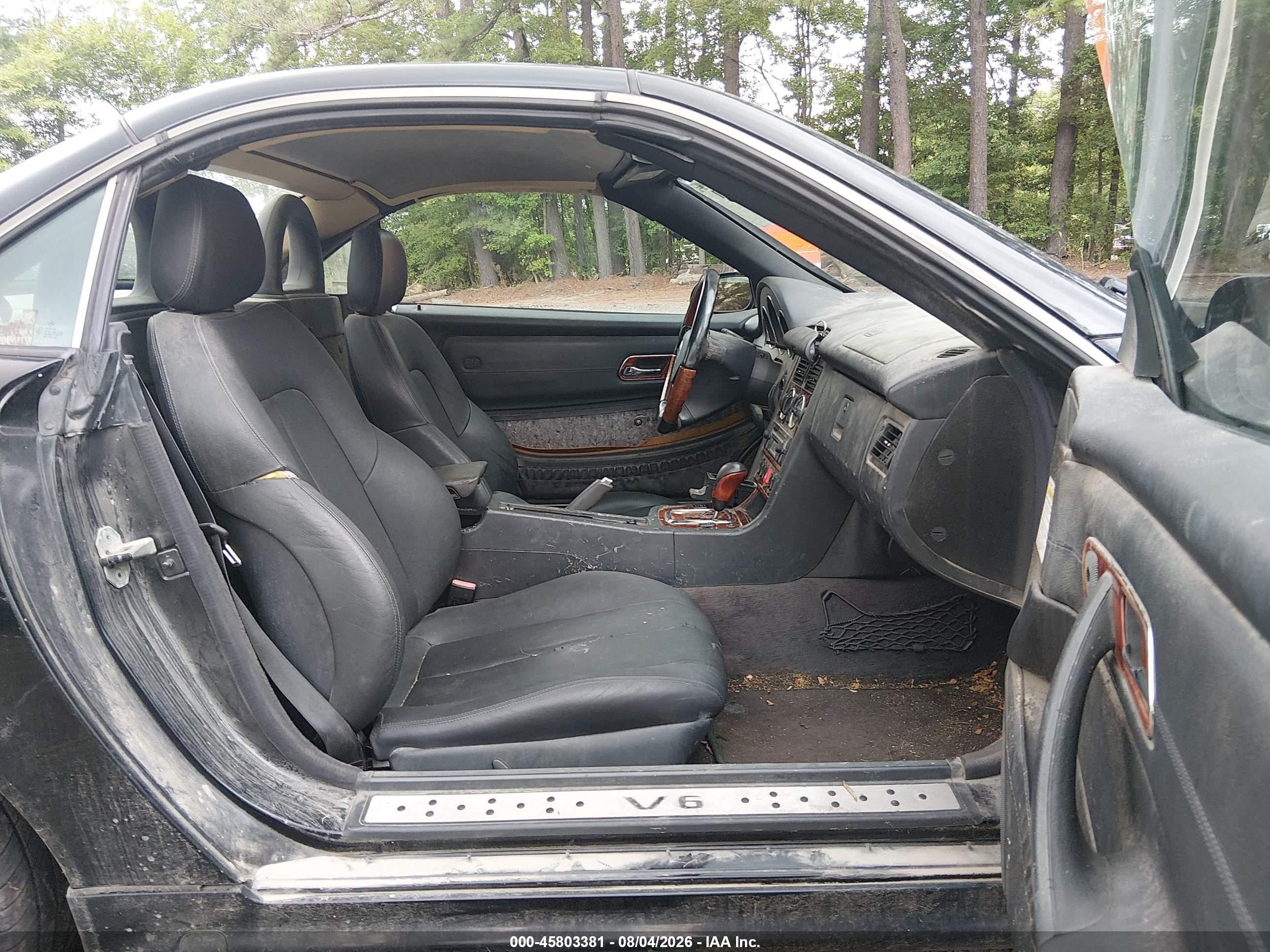 2004 Mercedes-benz Slk 320   Black vin: WDBKK65F04F303333