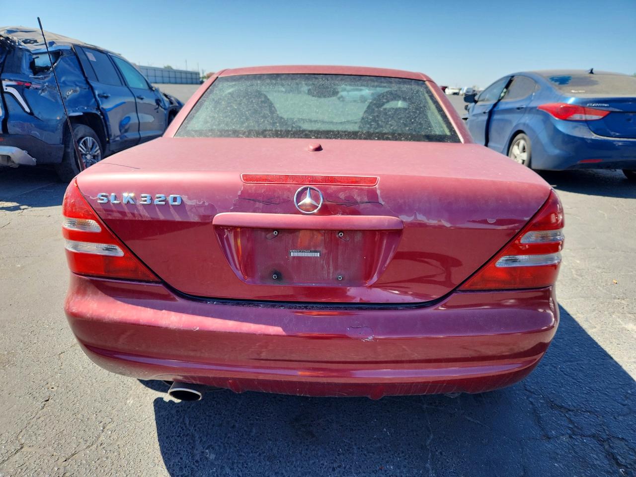2001 Mercedes-benz Slk 320 Red vin: WDBKK65F11F174658