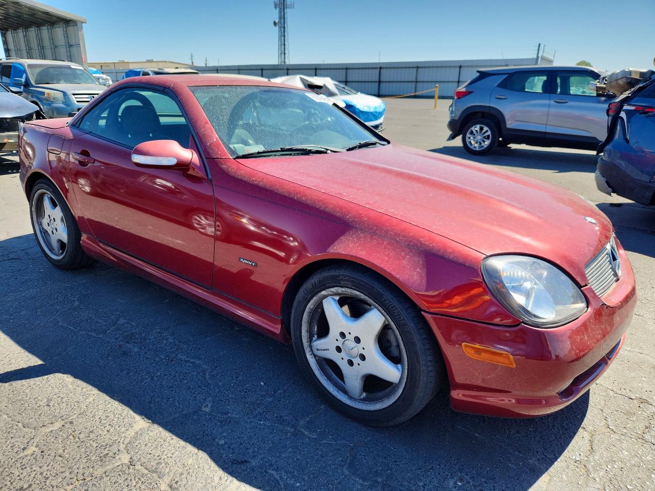 2001 Mercedes-benz Slk 320 Red vin: WDBKK65F11F174658
