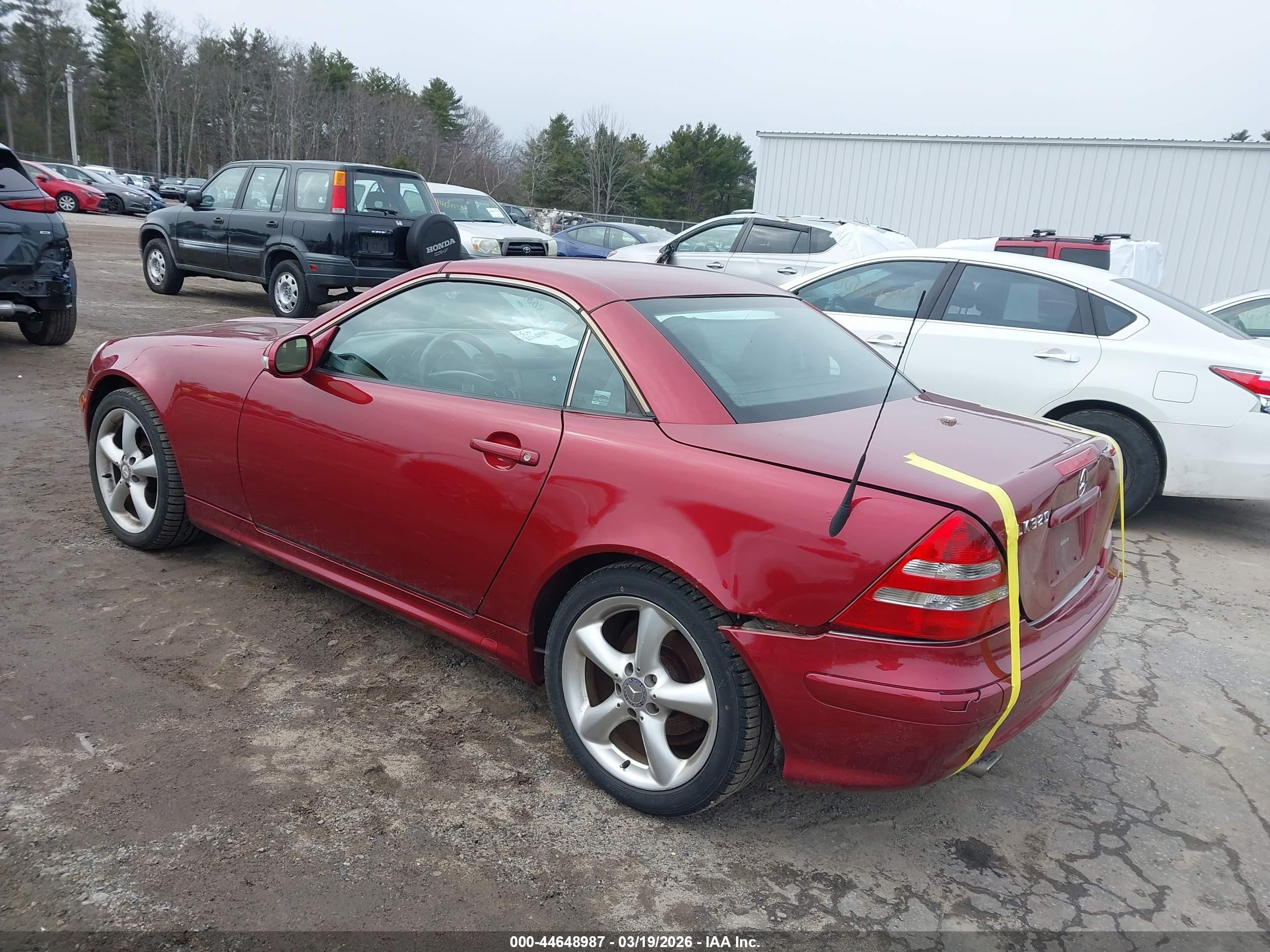 2001 Mercedes-benz Slk 320   Red vin: WDBKK65F11F201809