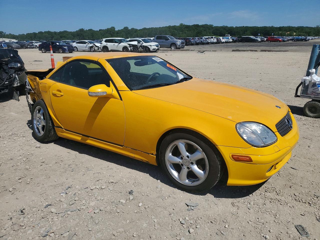 2002 Mercedes-benz Slk 320 Yellow vin: WDBKK65F12F243866