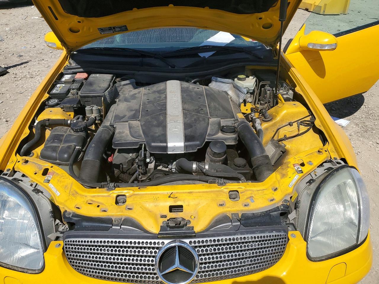 2002 Mercedes-benz Slk 320 Yellow vin: WDBKK65F12F243866