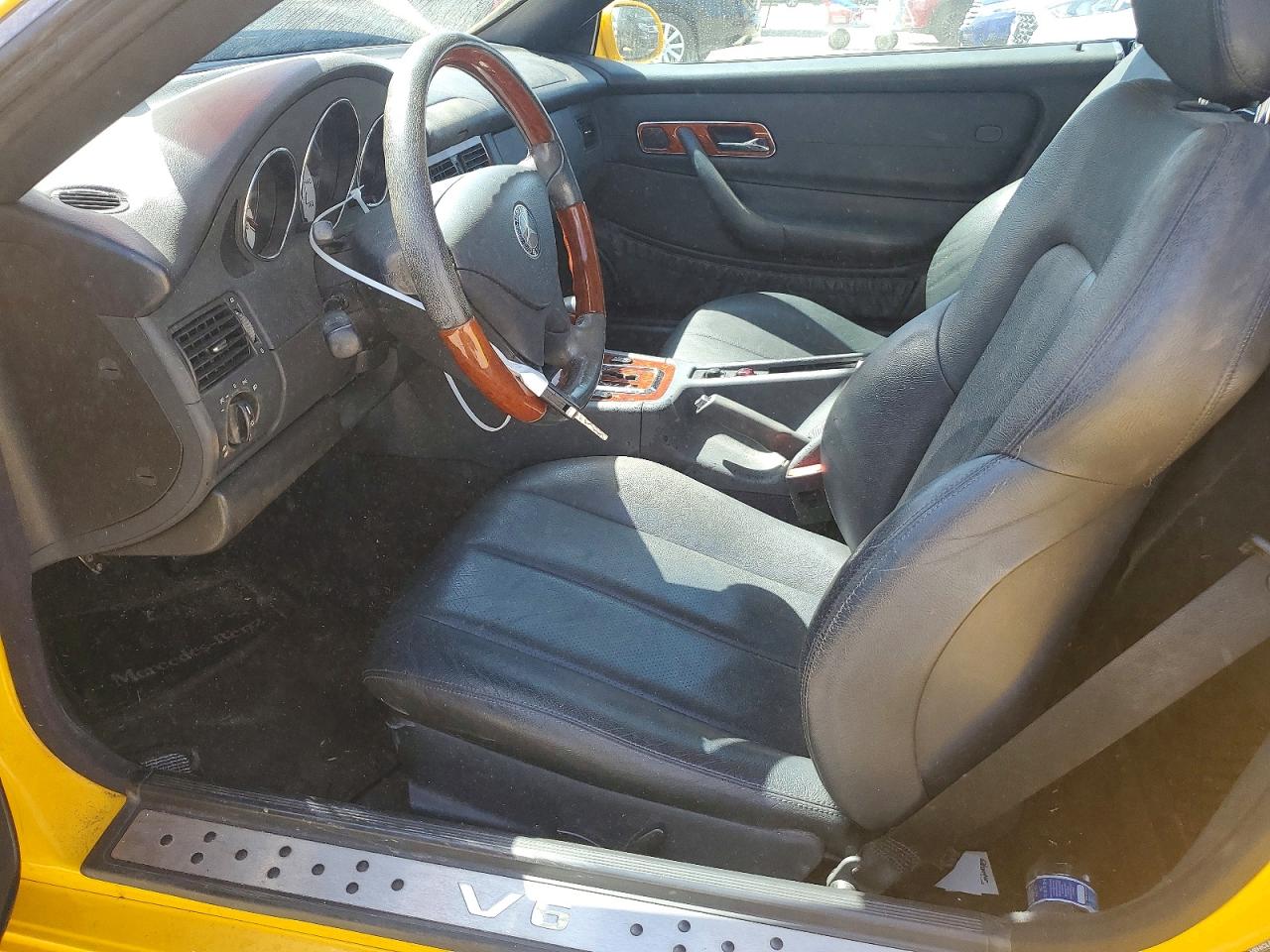 2002 Mercedes-benz Slk 320 Yellow vin: WDBKK65F12F243866