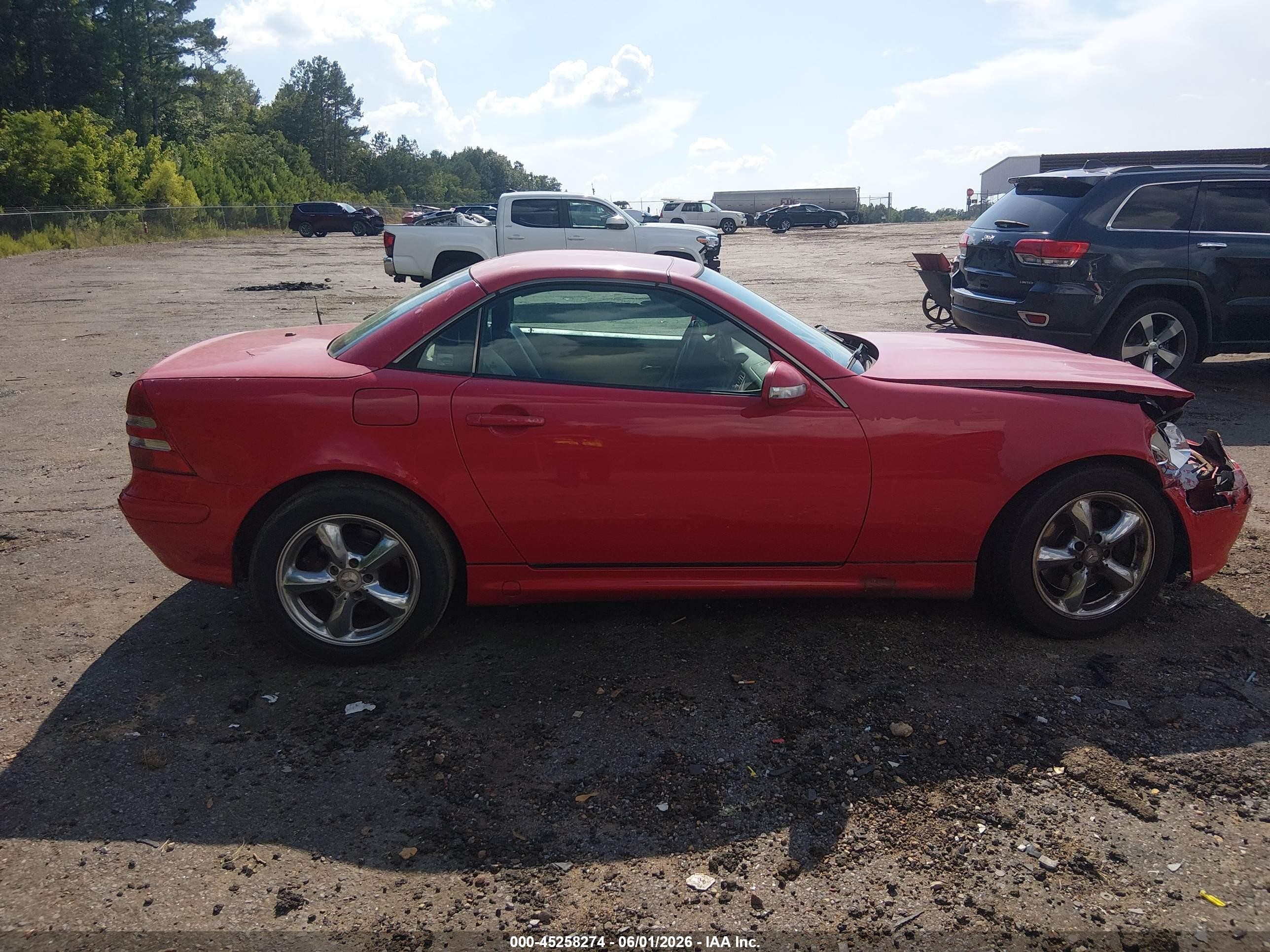 2002 Mercedes-benz Slk 320 Красный vin: WDBKK65F12F265656