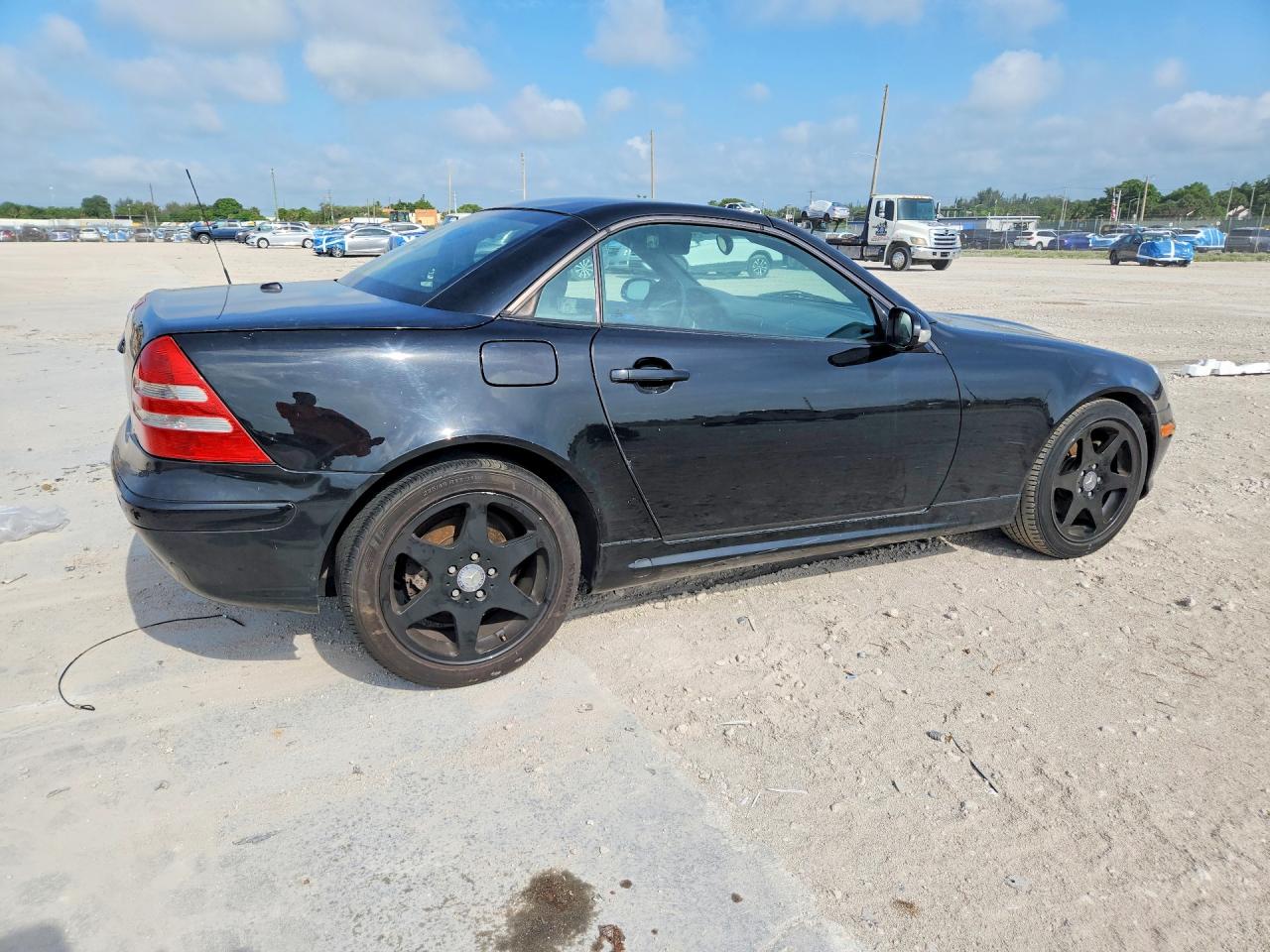 2001 Mercedes-benz Slk 320 Black vin: WDBKK65F21F172126