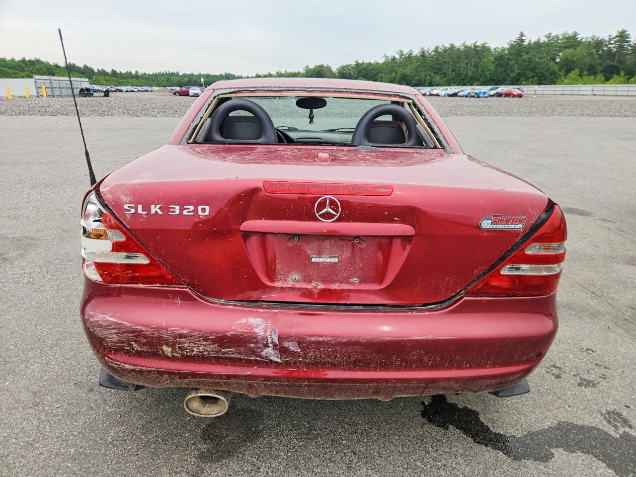 2001 Mercedes-benz Slk 320 Red vin: WDBKK65F21F205352