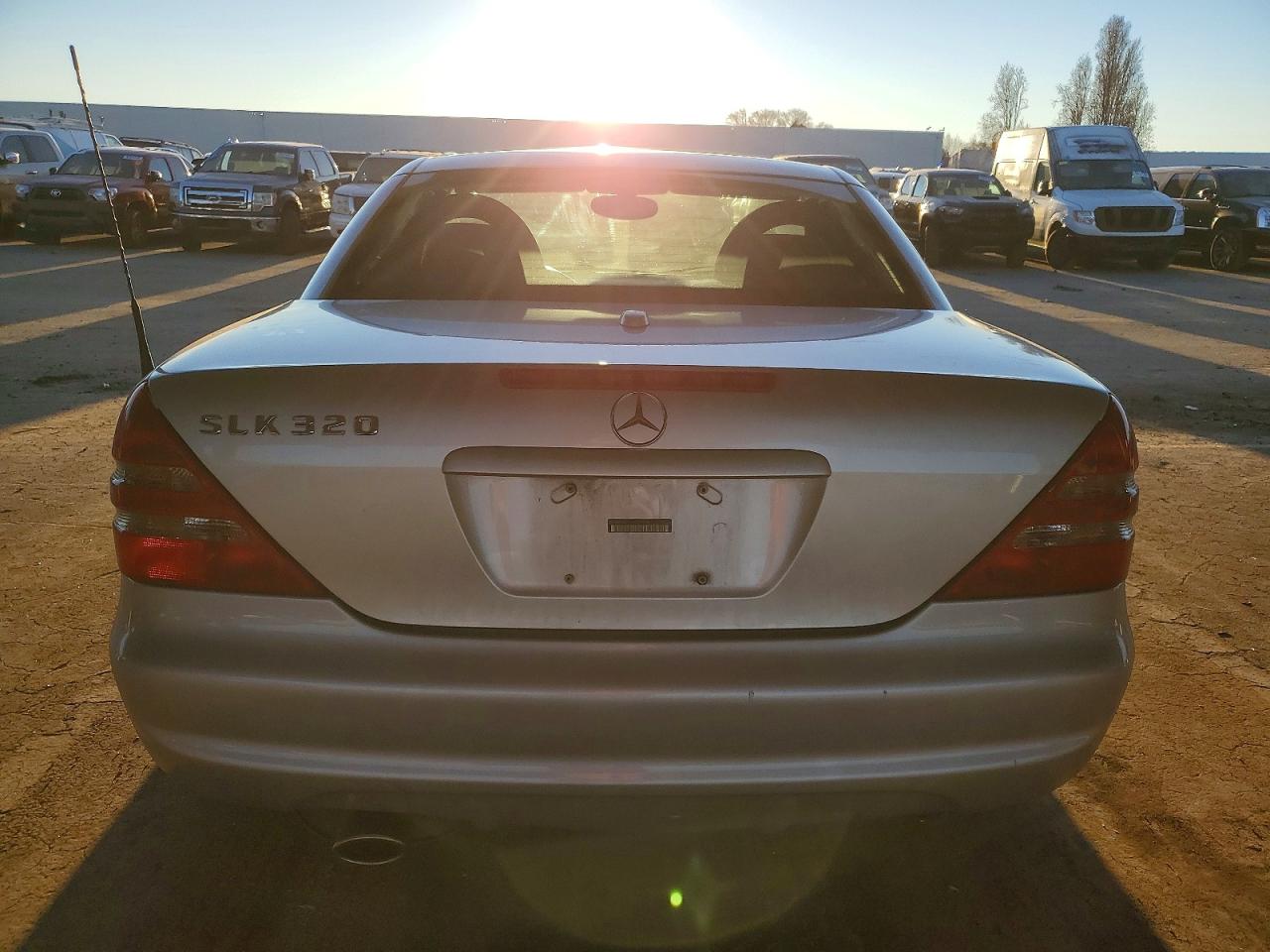 2001 Mercedes-benz Slk 320 Silver vin: WDBKK65F21F214374
