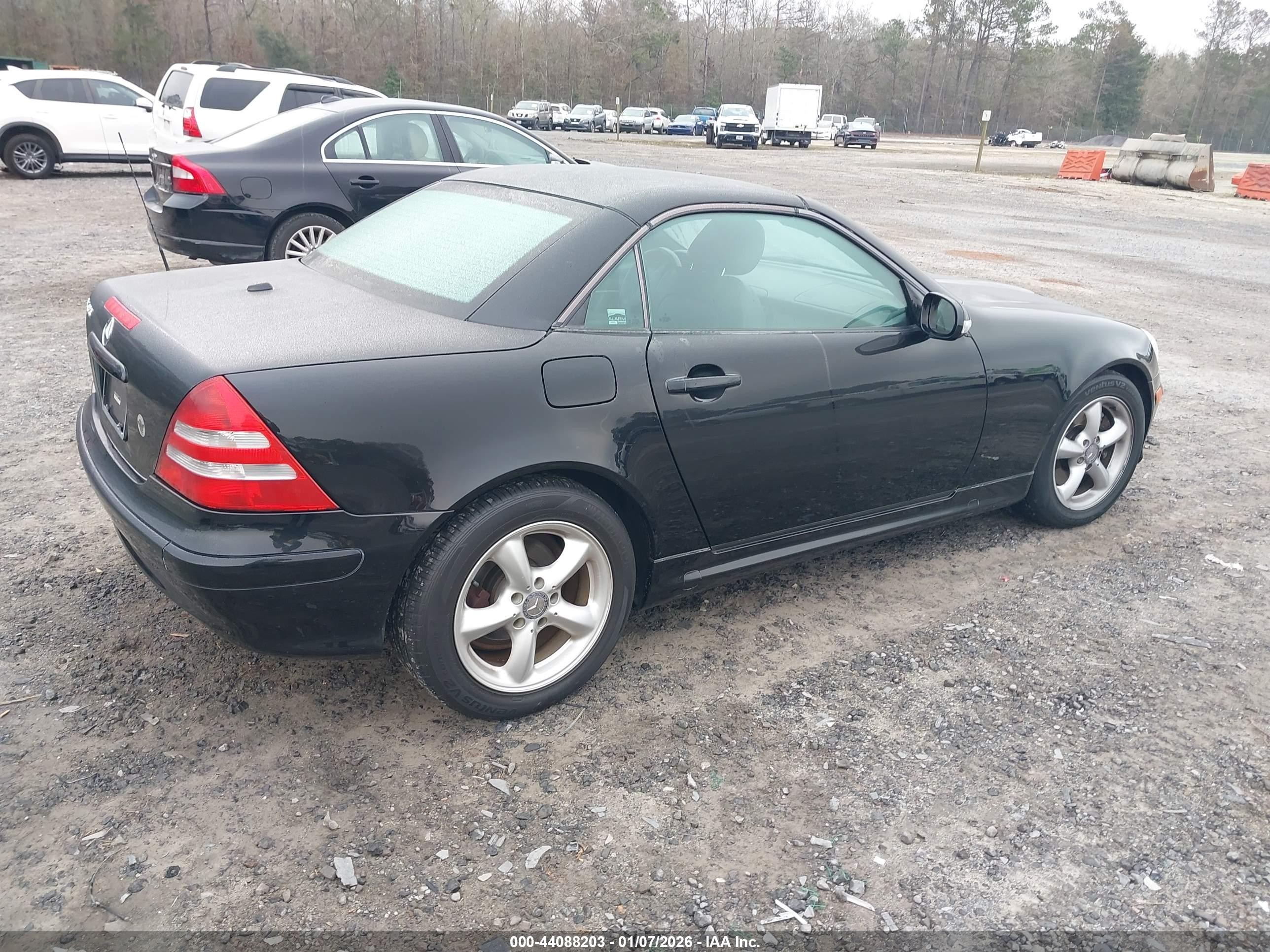 2001 Mercedes-benz Slk 320   Black vin: WDBKK65F21F220188