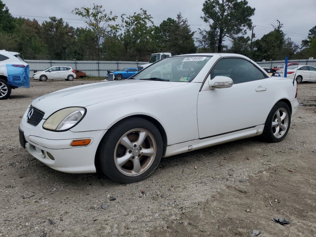 2001 Mercedes-benz Slk 320 White vin: WDBKK65F21F224516
