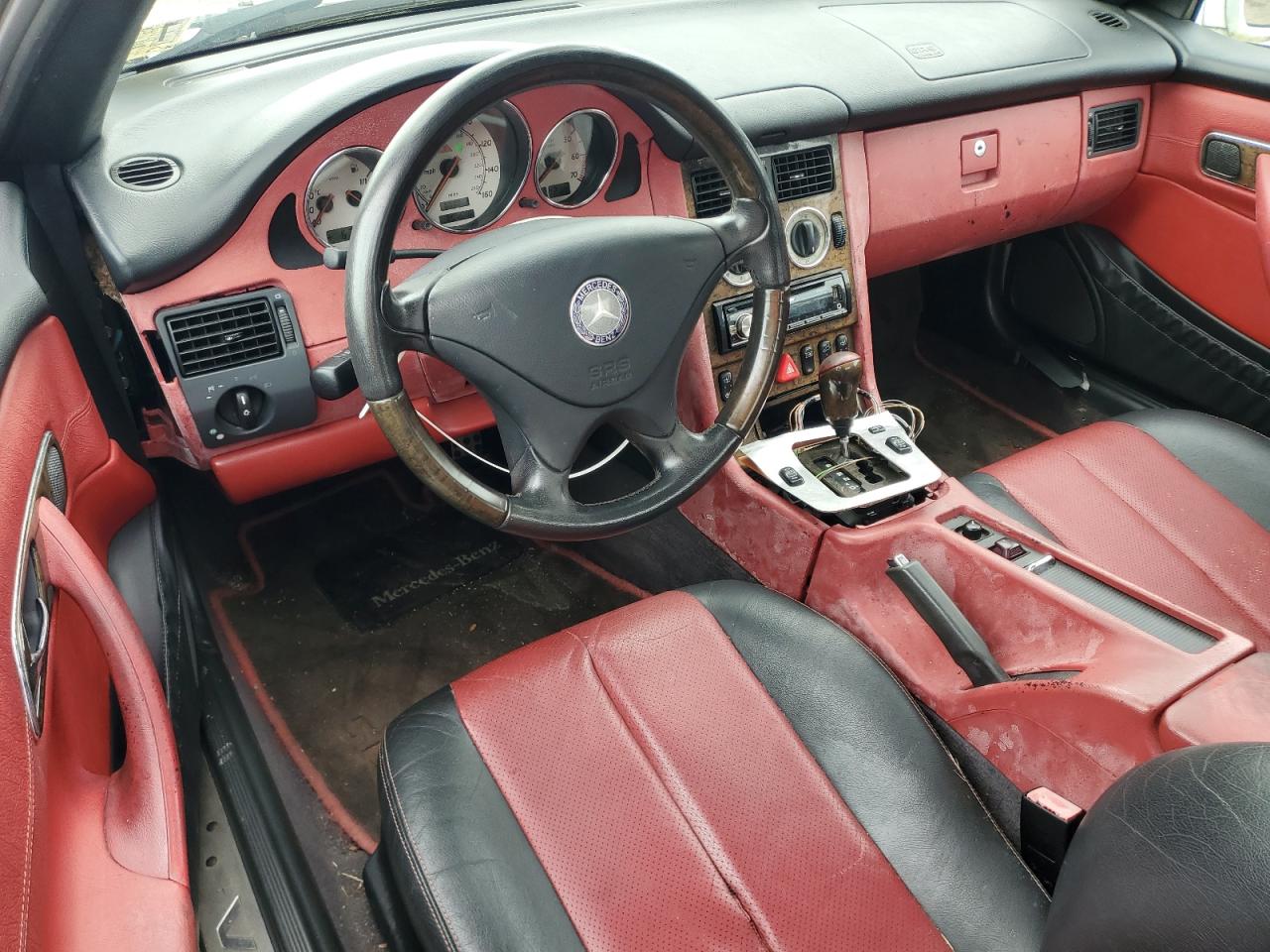 2001 Mercedes-benz Slk 320 White vin: WDBKK65F21F224516