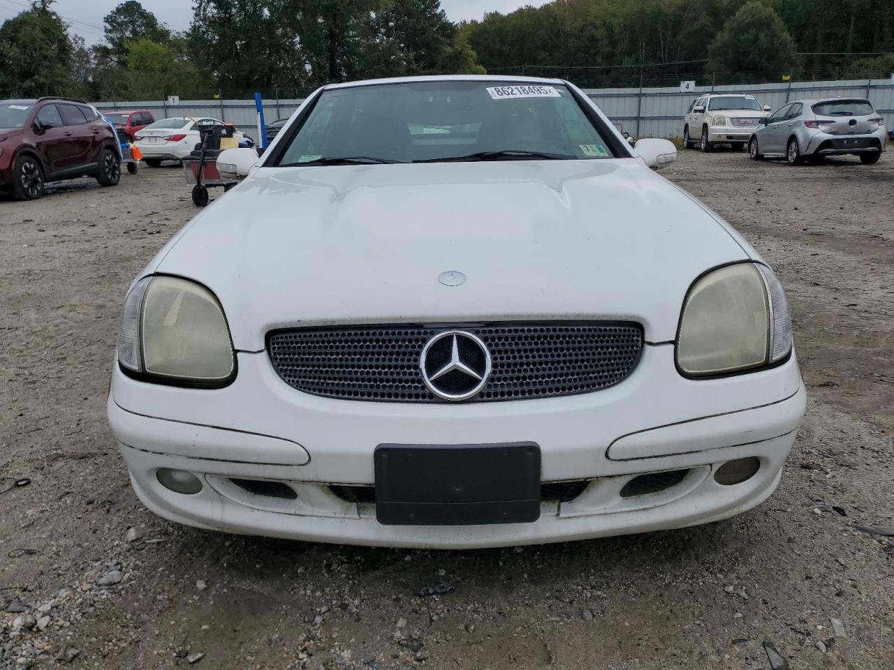 2001 Mercedes-benz Slk 320 White vin: WDBKK65F21F224516