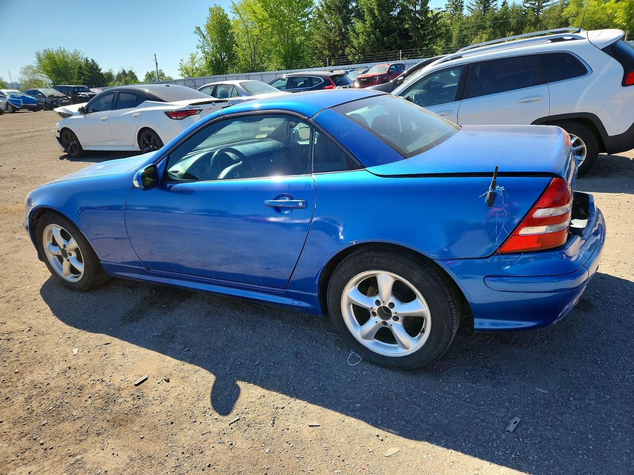 2002 Mercedes-benz Slk 320 Blue vin: WDBKK65F22F256075