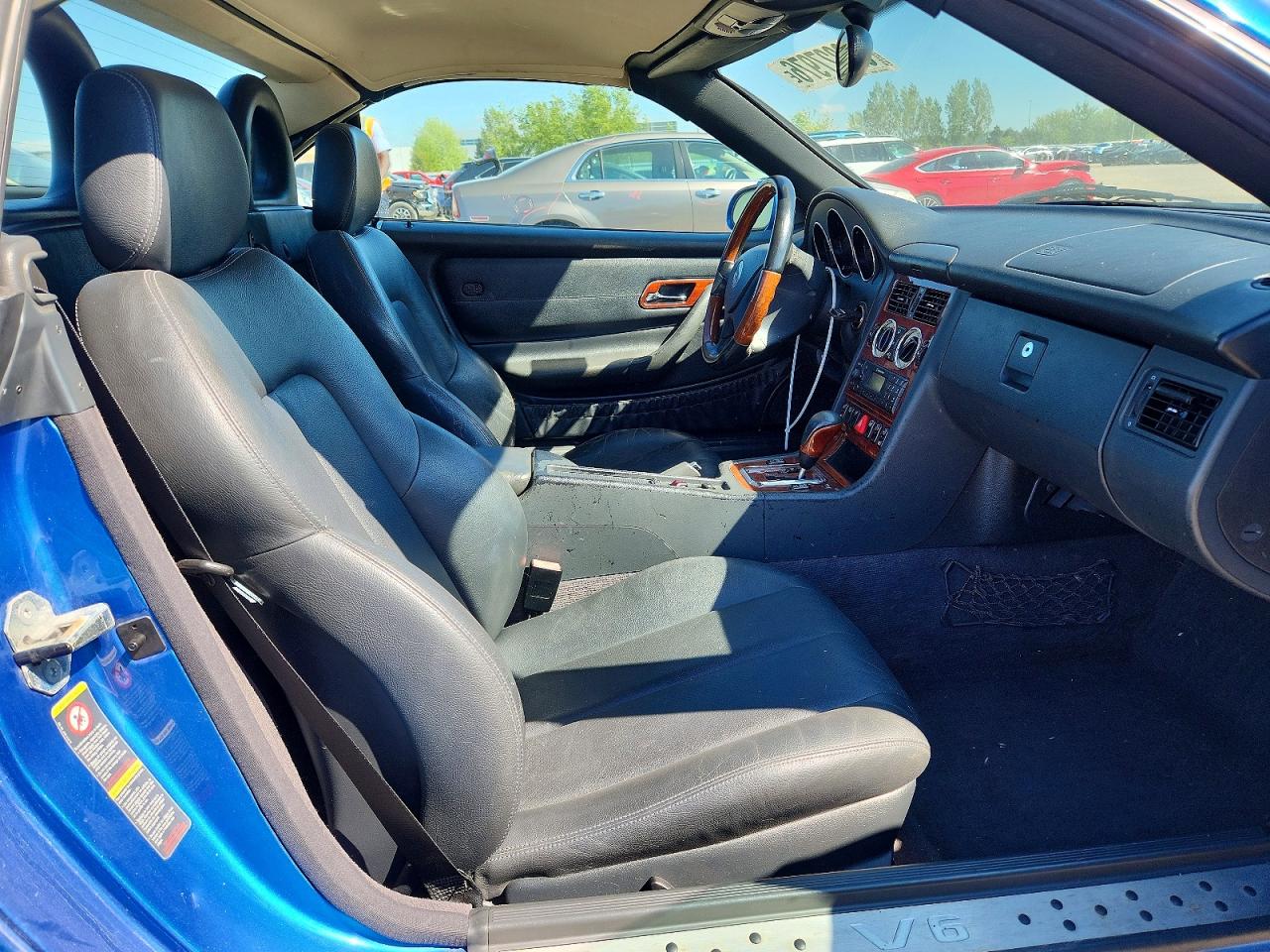 2002 Mercedes-benz Slk 320 Blue vin: WDBKK65F22F256075