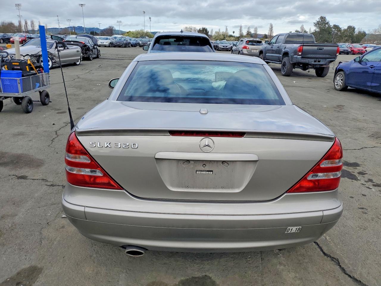2004 Mercedes-benz Slk 320 Silver vin: WDBKK65F24F306377