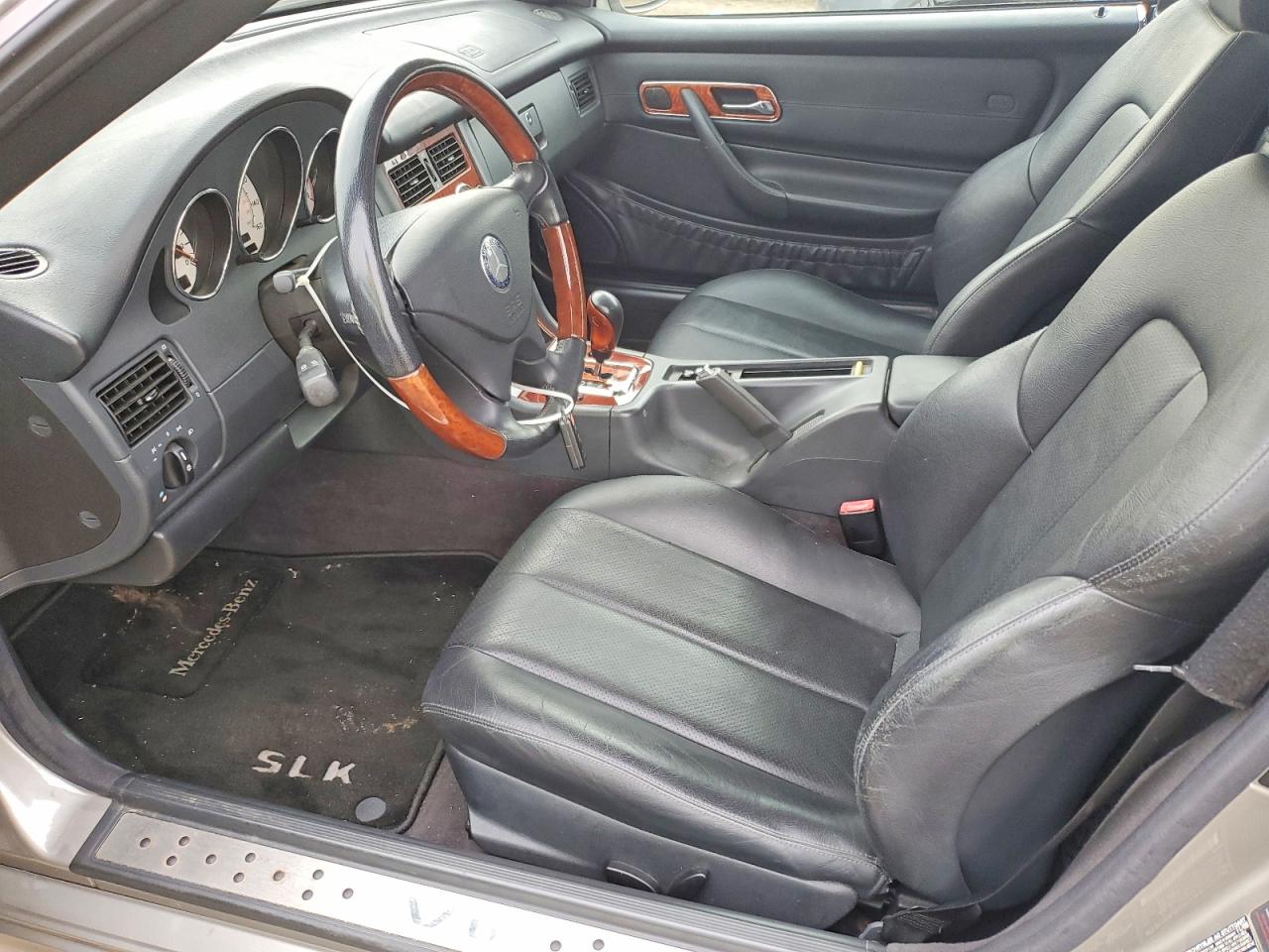 2004 Mercedes-benz Slk 320 Silver vin: WDBKK65F24F306993