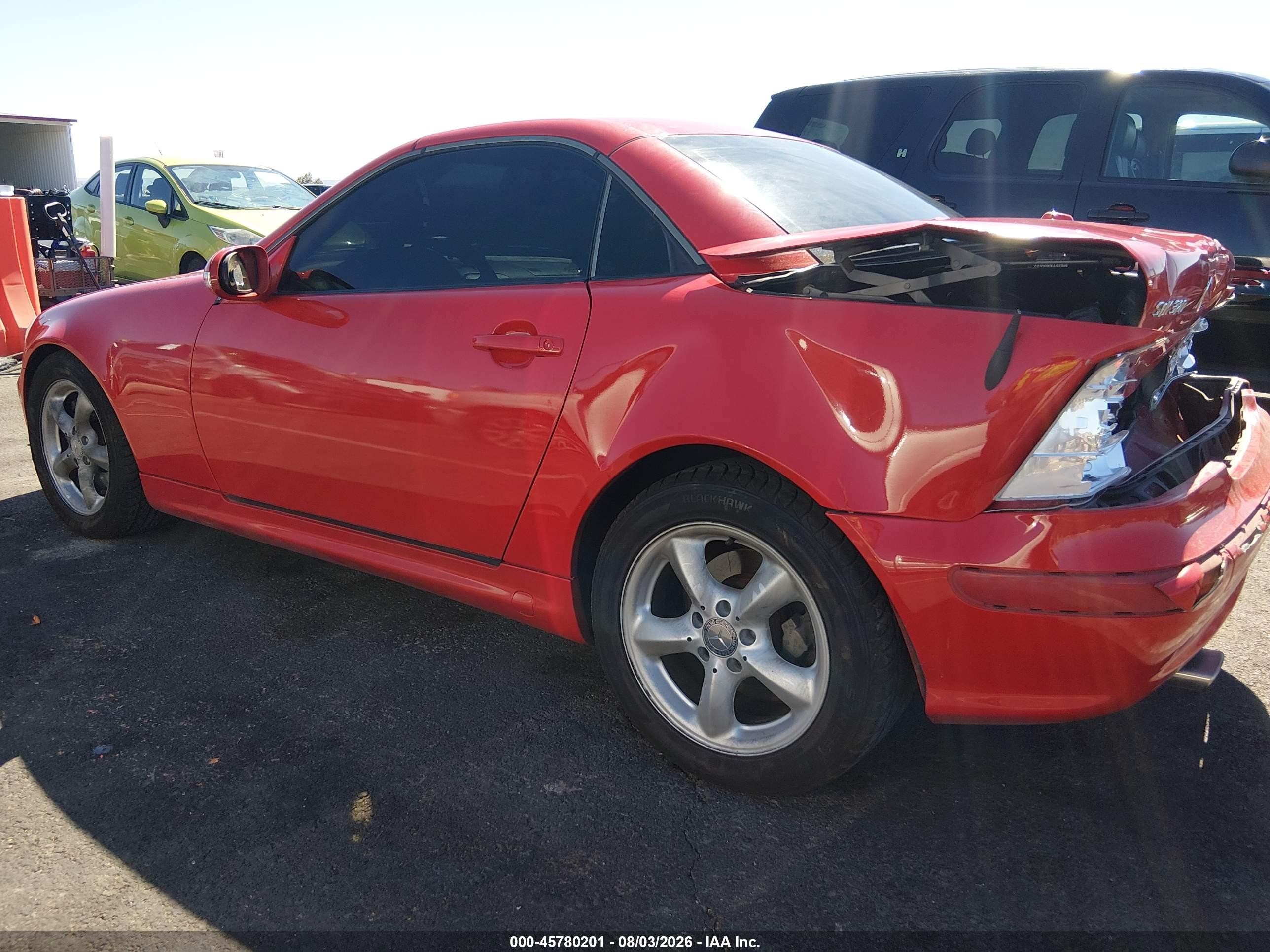 2001 Mercedes-benz Slk 320   Red vin: WDBKK65F31F193793