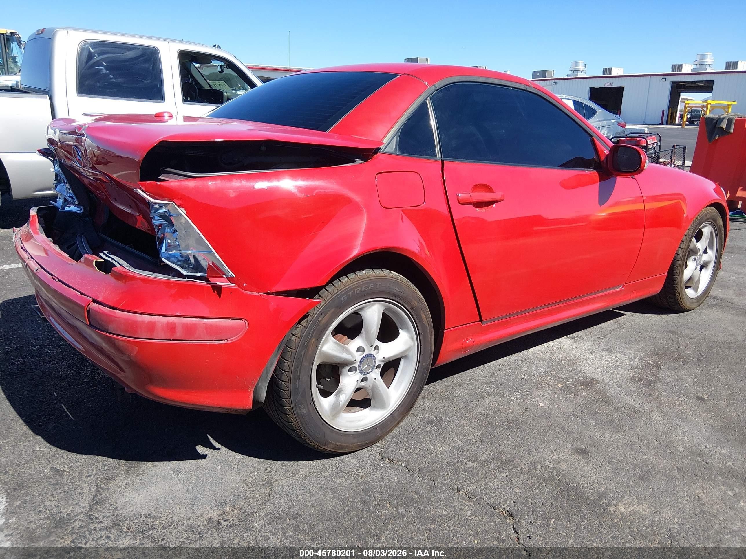 2001 Mercedes-benz Slk 320   Red vin: WDBKK65F31F193793