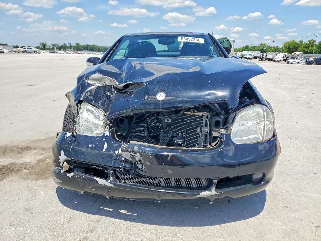 2001 Mercedes-benz Slk 320 Черный vin: WDBKK65F31F210737