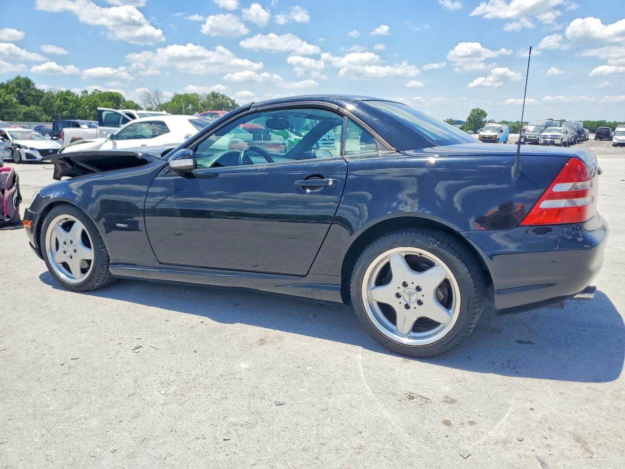 2001 Mercedes-benz Slk 320 Черный vin: WDBKK65F31F210737