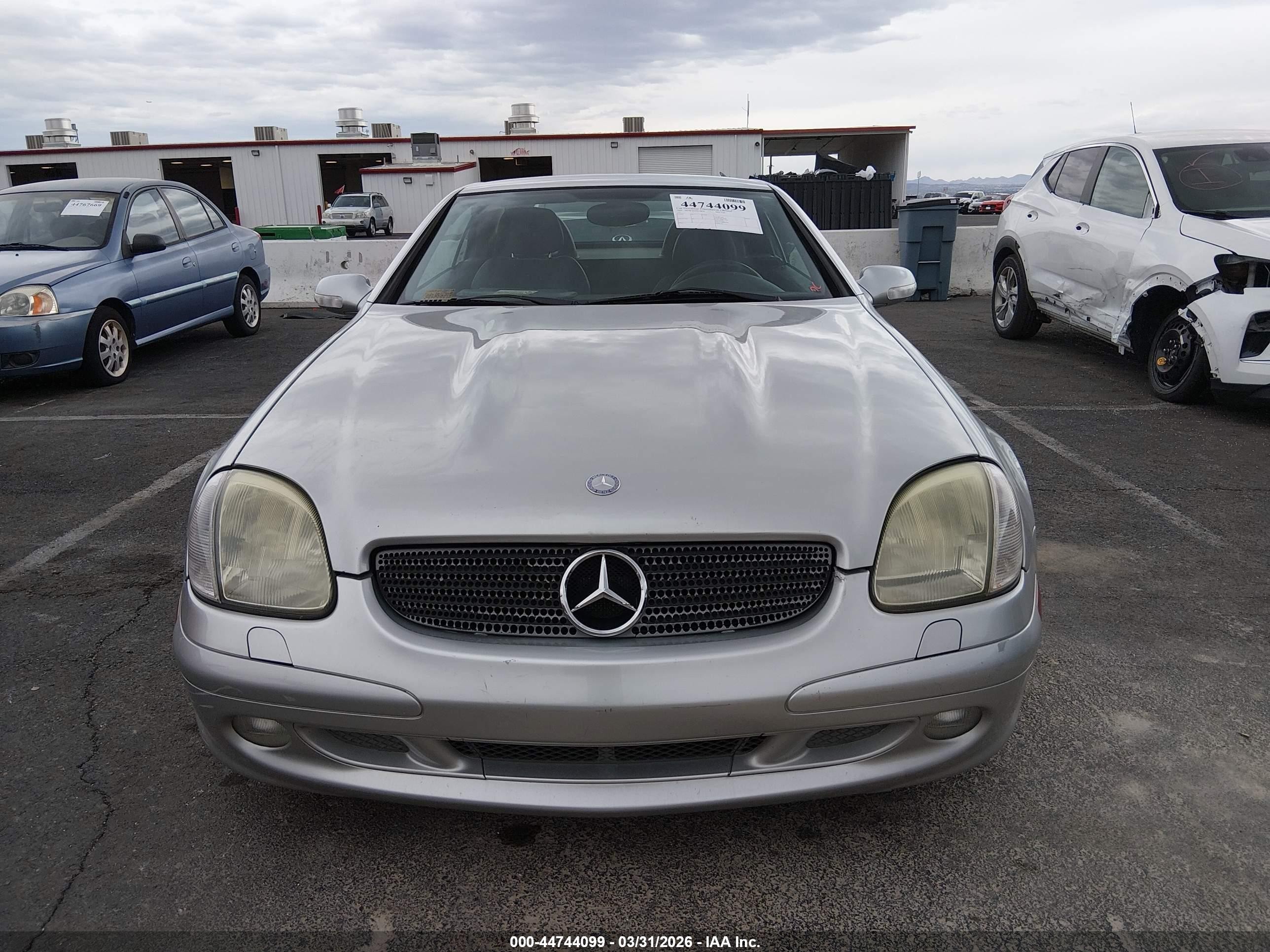 2001 Mercedes-benz Slk 320 Silver vin: WDBKK65F31F217865