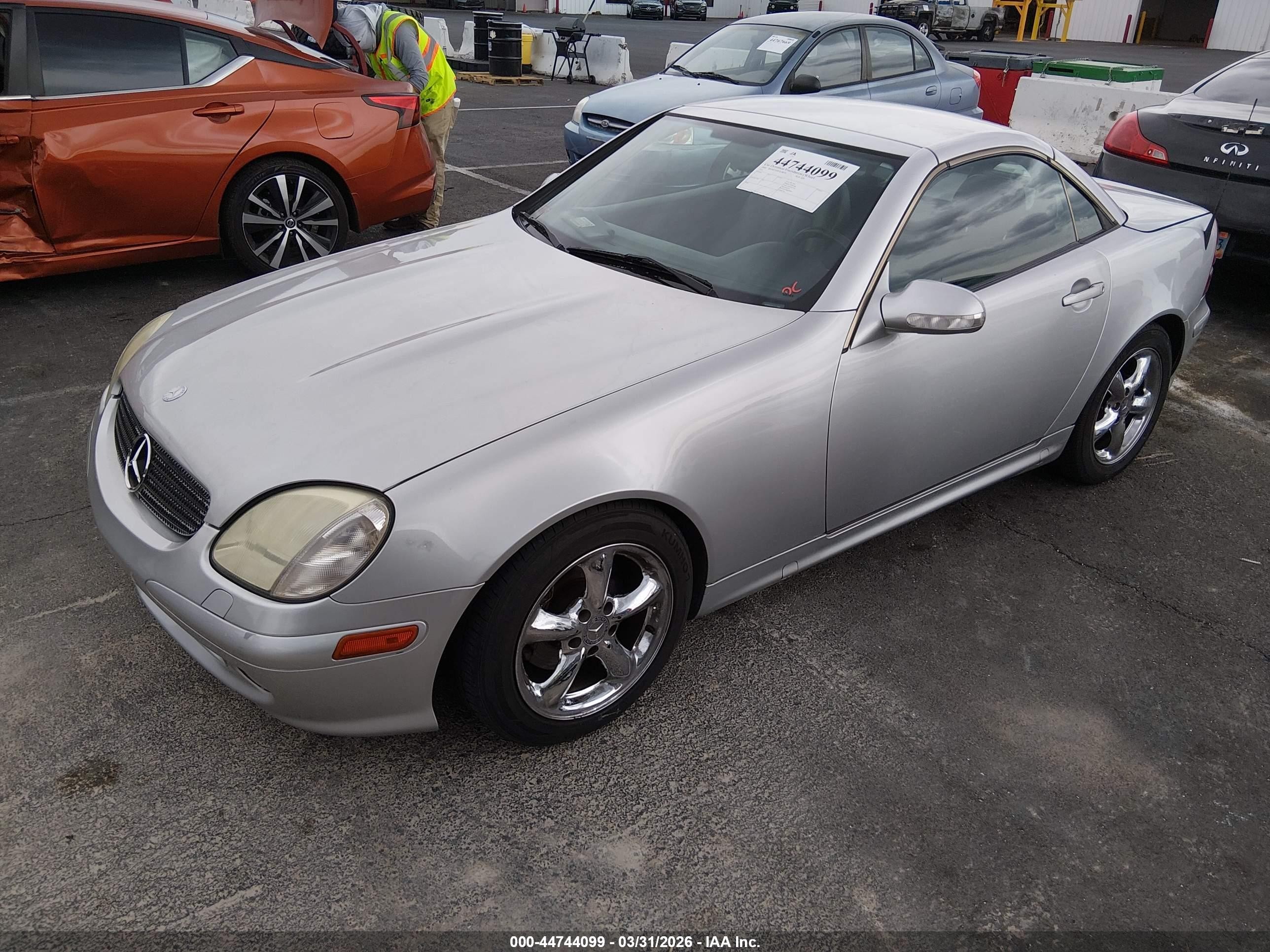 2001 Mercedes-benz Slk 320 Silver vin: WDBKK65F31F217865