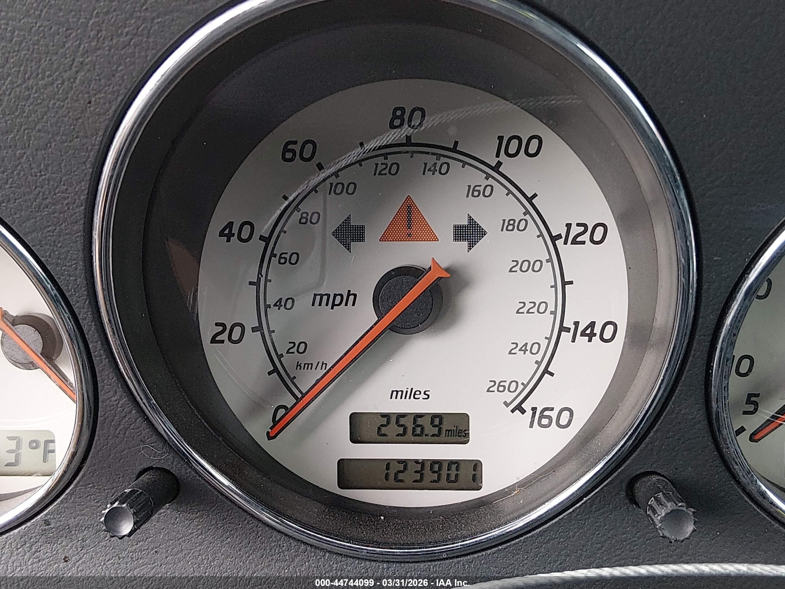 2001 Mercedes-benz Slk 320 Silver vin: WDBKK65F31F217865