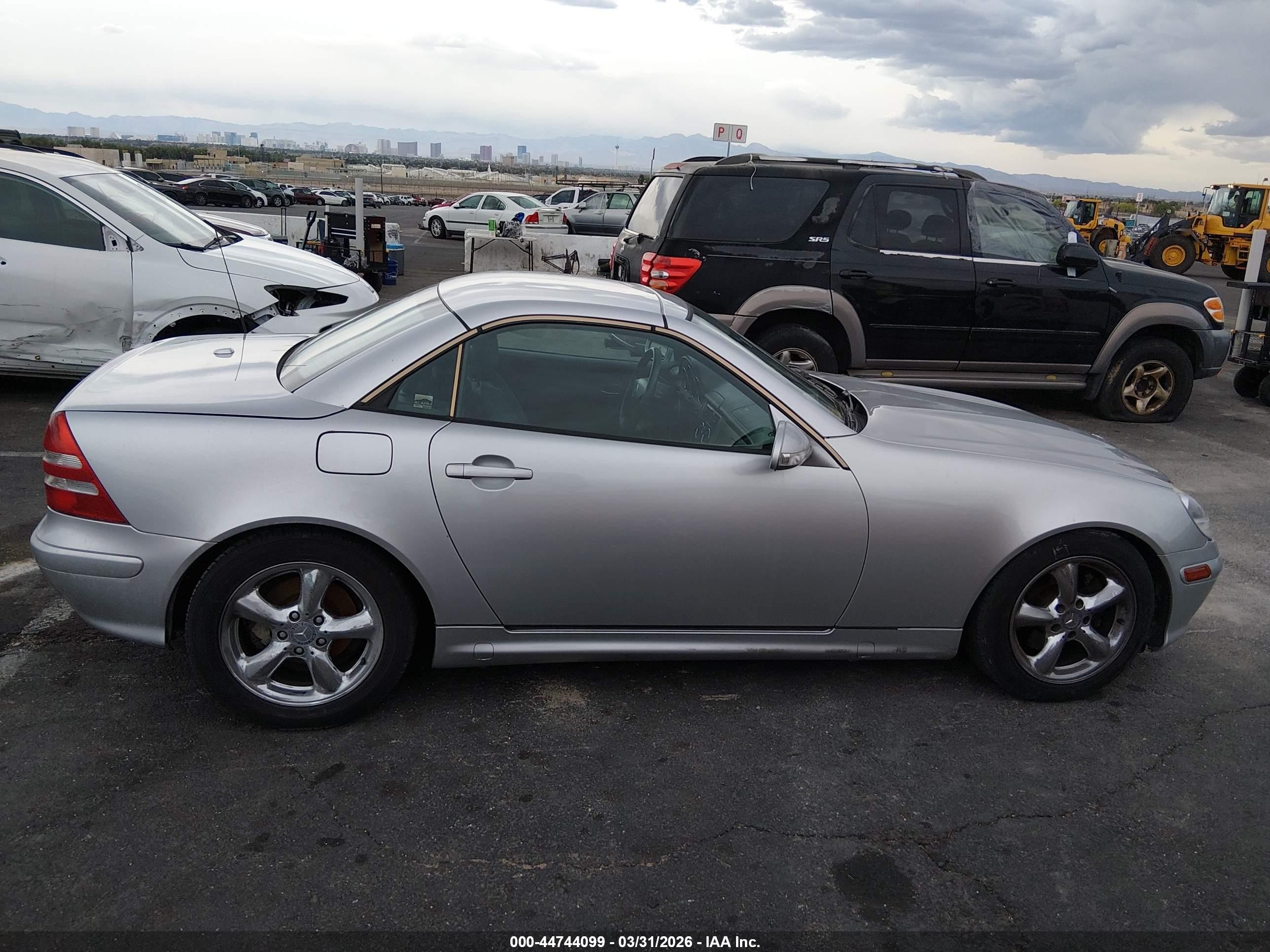 2001 Mercedes-benz Slk 320 Silver vin: WDBKK65F31F217865