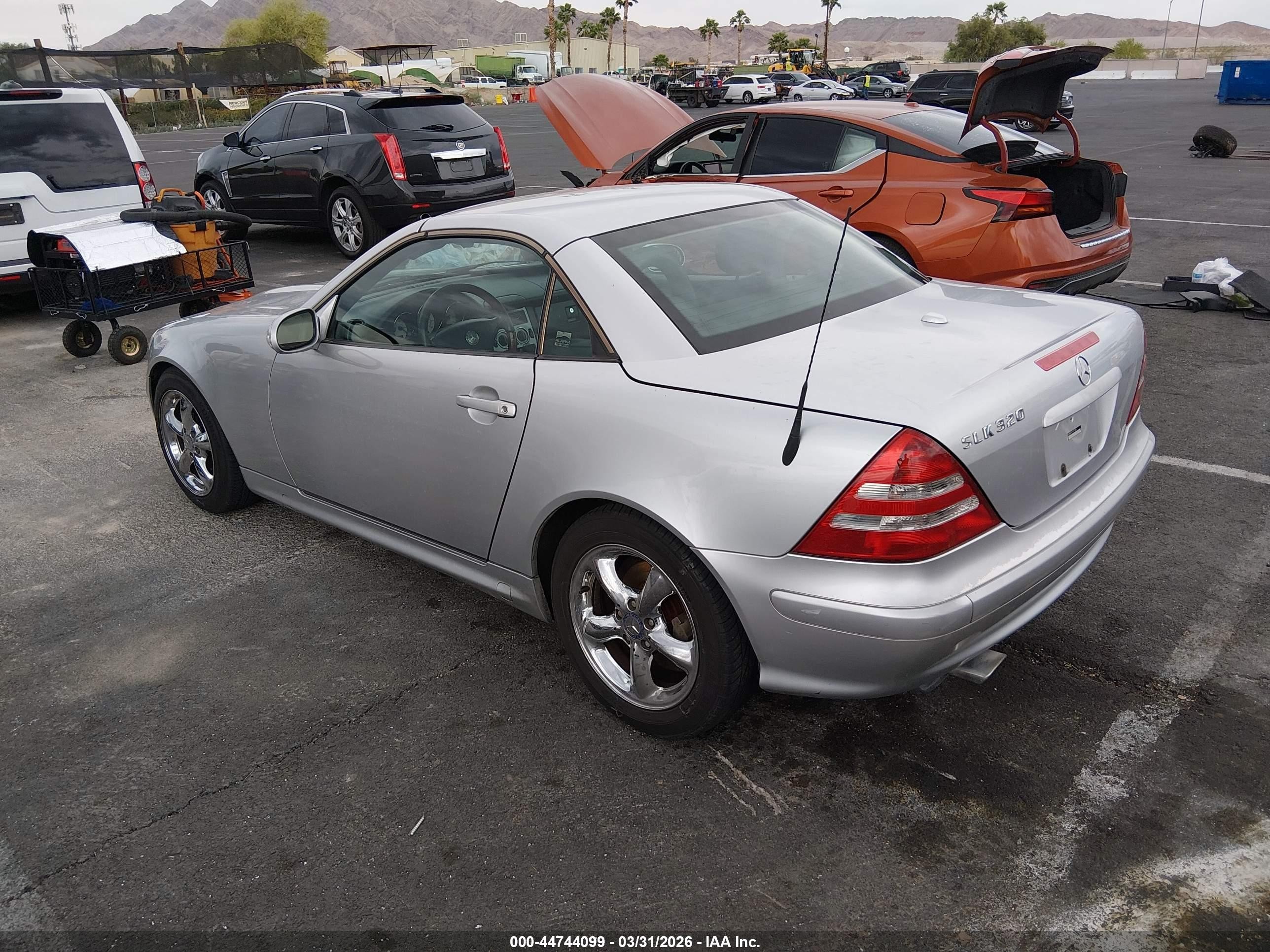 2001 Mercedes-benz Slk 320 Silver vin: WDBKK65F31F217865