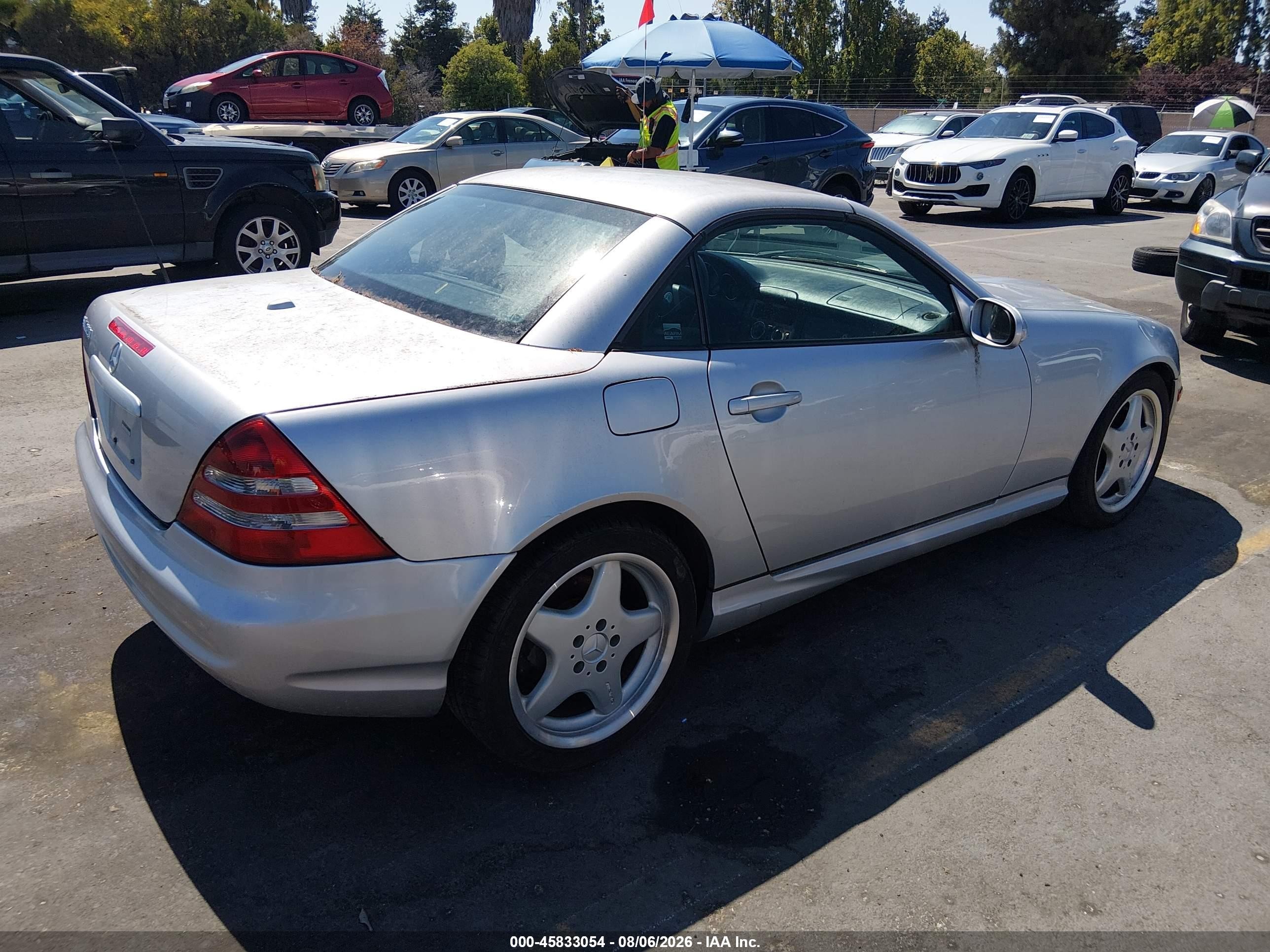 2001 Mercedes-benz Slk 320   Silver vin: WDBKK65F31F219390