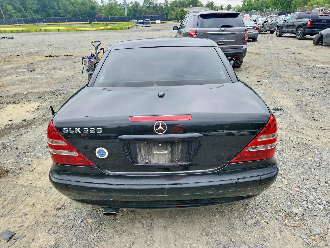 2002 Mercedes-benz Slk 320 Black vin: WDBKK65F32F242802