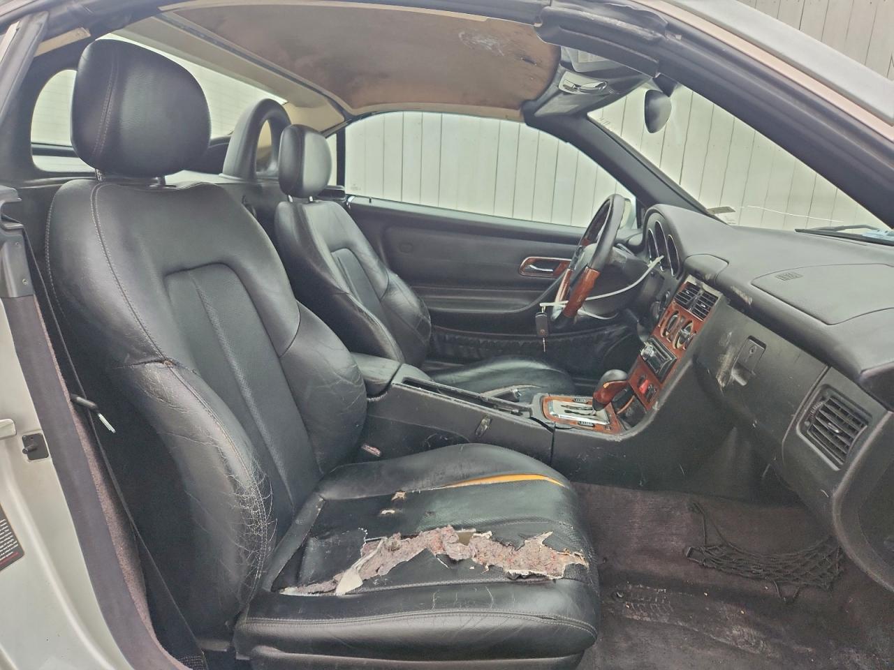 2001 Mercedes-benz Slk 320 Silver vin: WDBKK65F41F178865