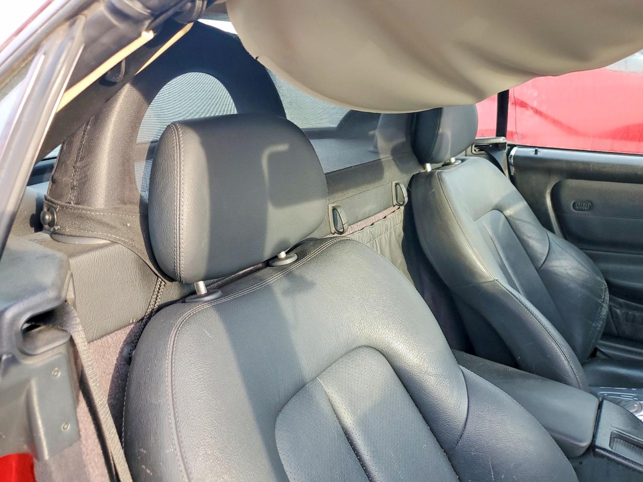 2001 Mercedes-benz Slk 320 Red vin: WDBKK65F41F211721