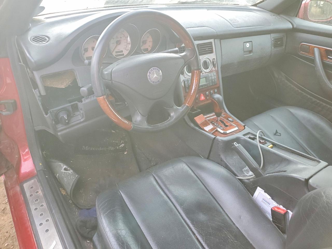 2001 Mercedes-benz Slk 320 Red vin: WDBKK65F41F211721