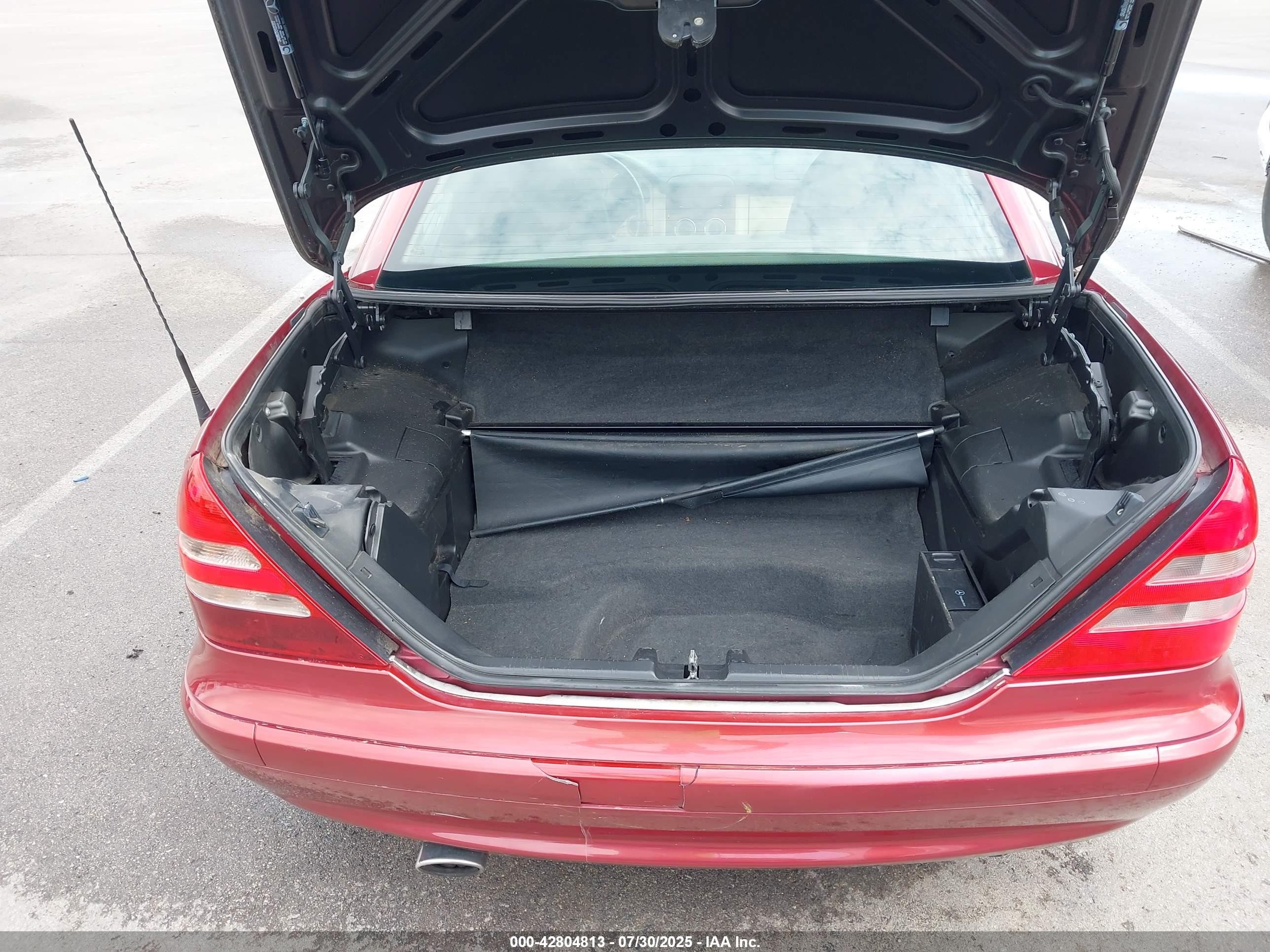 2003 Mercedes-benz Slk 320   Red vin: WDBKK65F43F278662