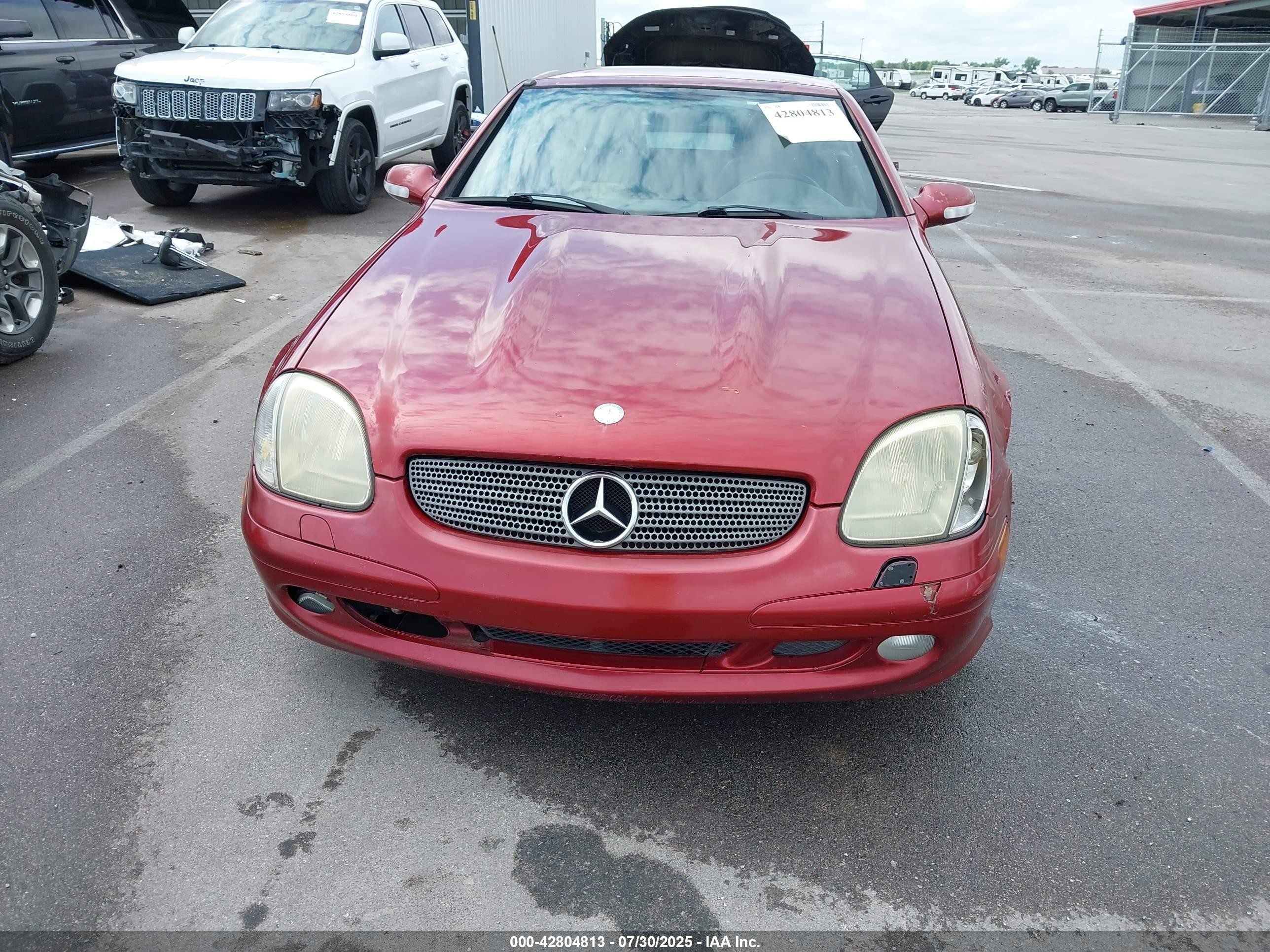 2003 Mercedes-benz Slk 320   Red vin: WDBKK65F43F278662