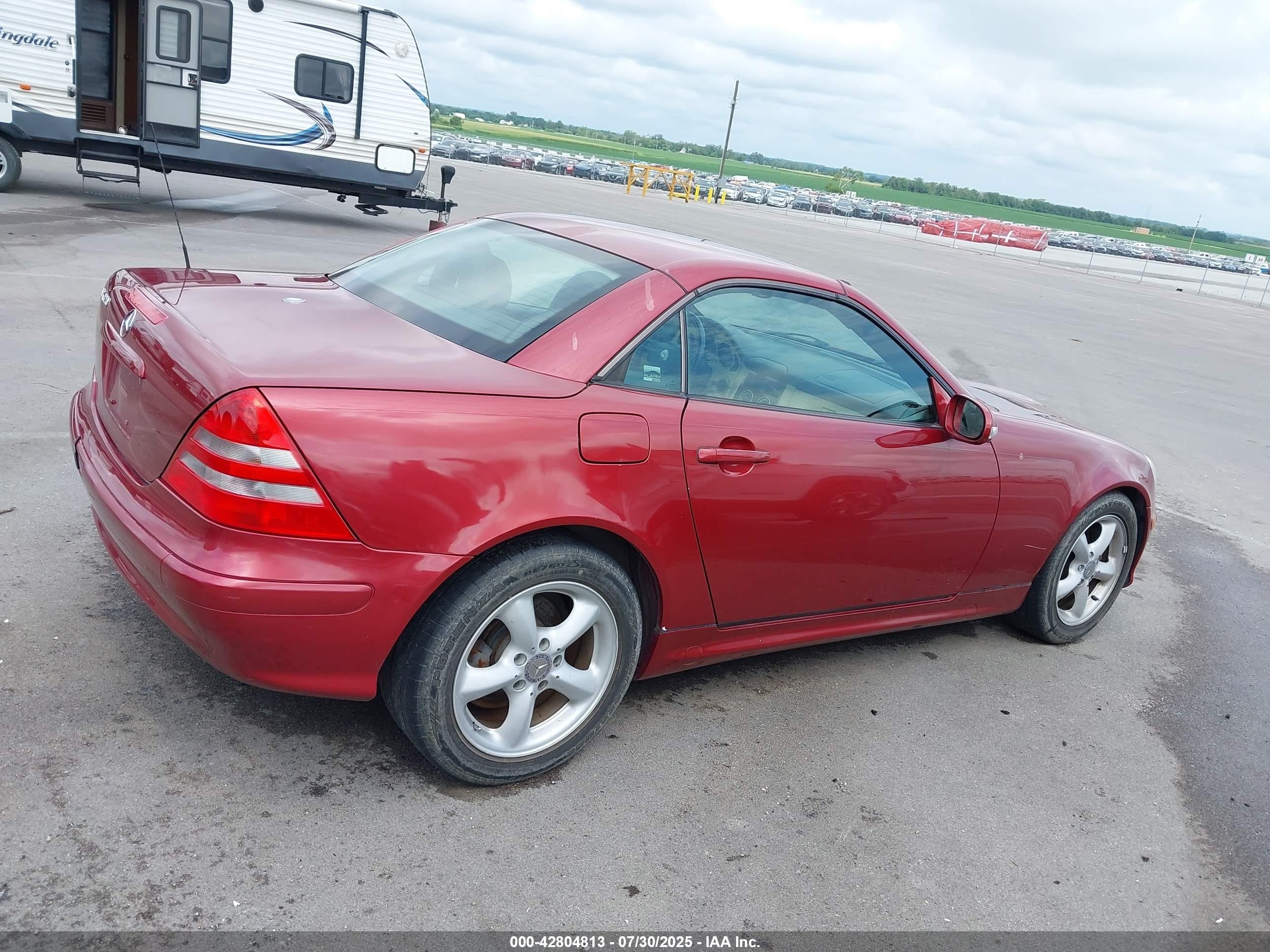 2003 Mercedes-benz Slk 320   Red vin: WDBKK65F43F278662