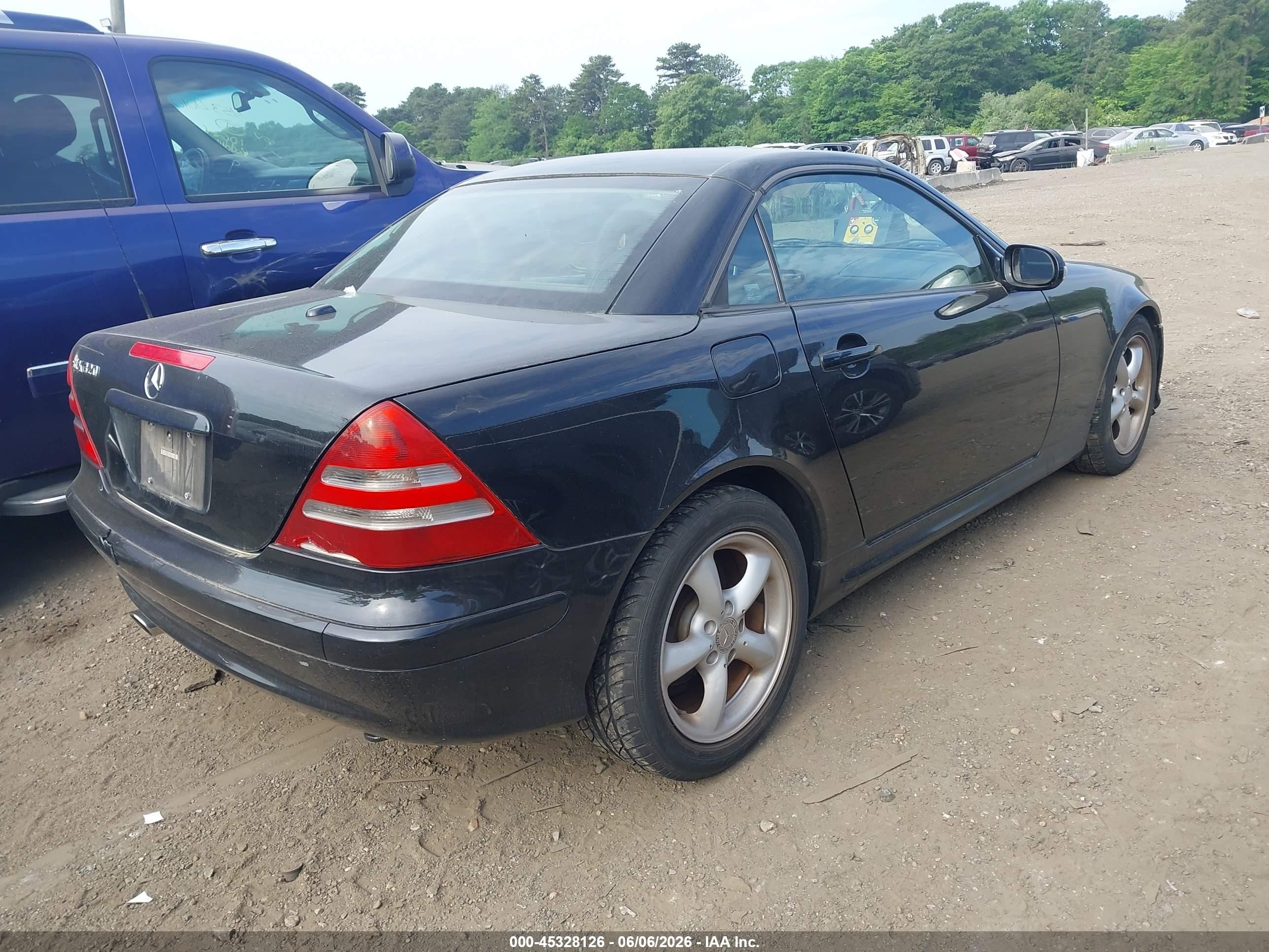 2004 Mercedes-benz Slk 320   Черный vin: WDBKK65F44F305246