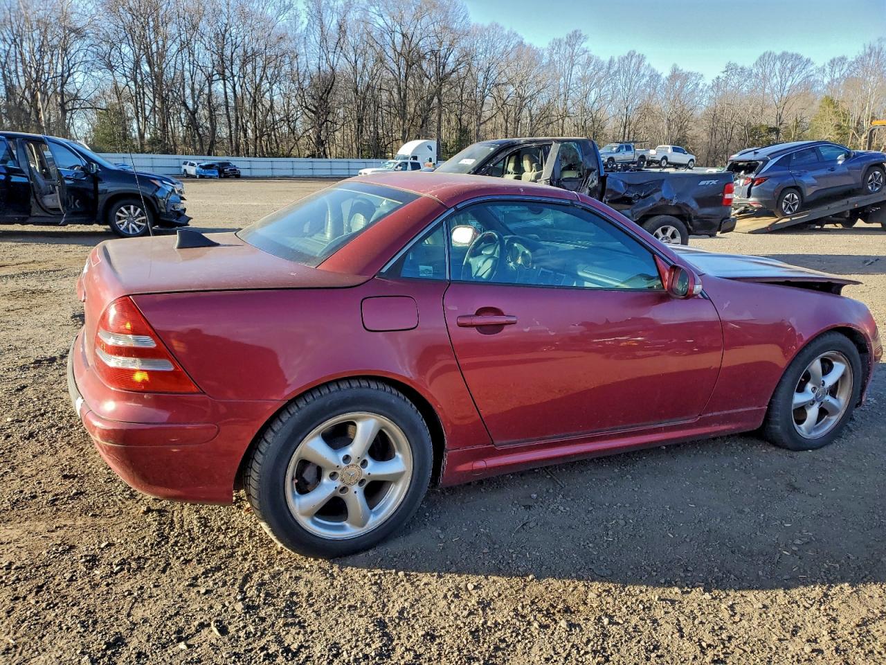 2001 Mercedes-benz Slk 320 Burgundy vin: WDBKK65F51F178437