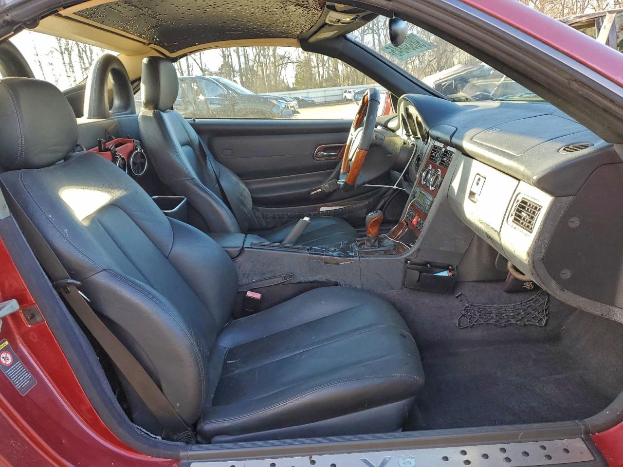 2001 Mercedes-benz Slk 320 Burgundy vin: WDBKK65F51F178437