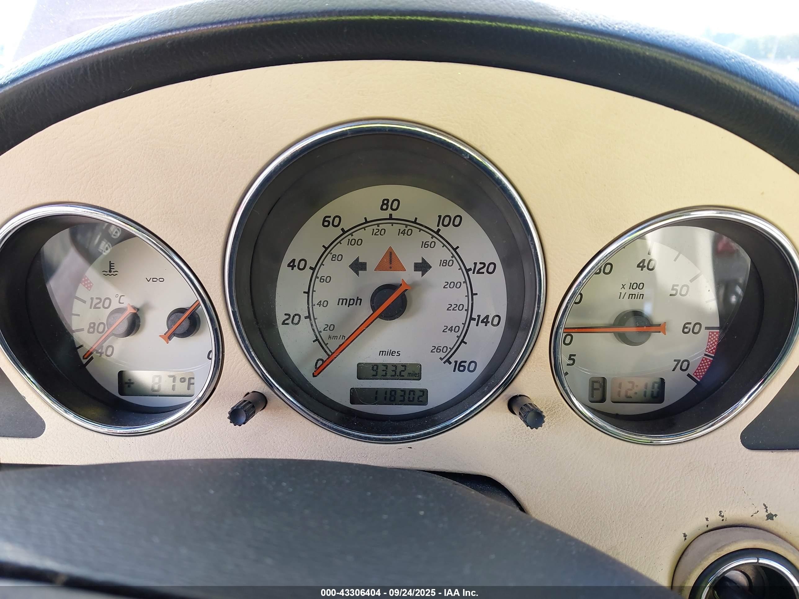 2001 Mercedes-benz Slk 320   Красный vin: WDBKK65F51F208309
