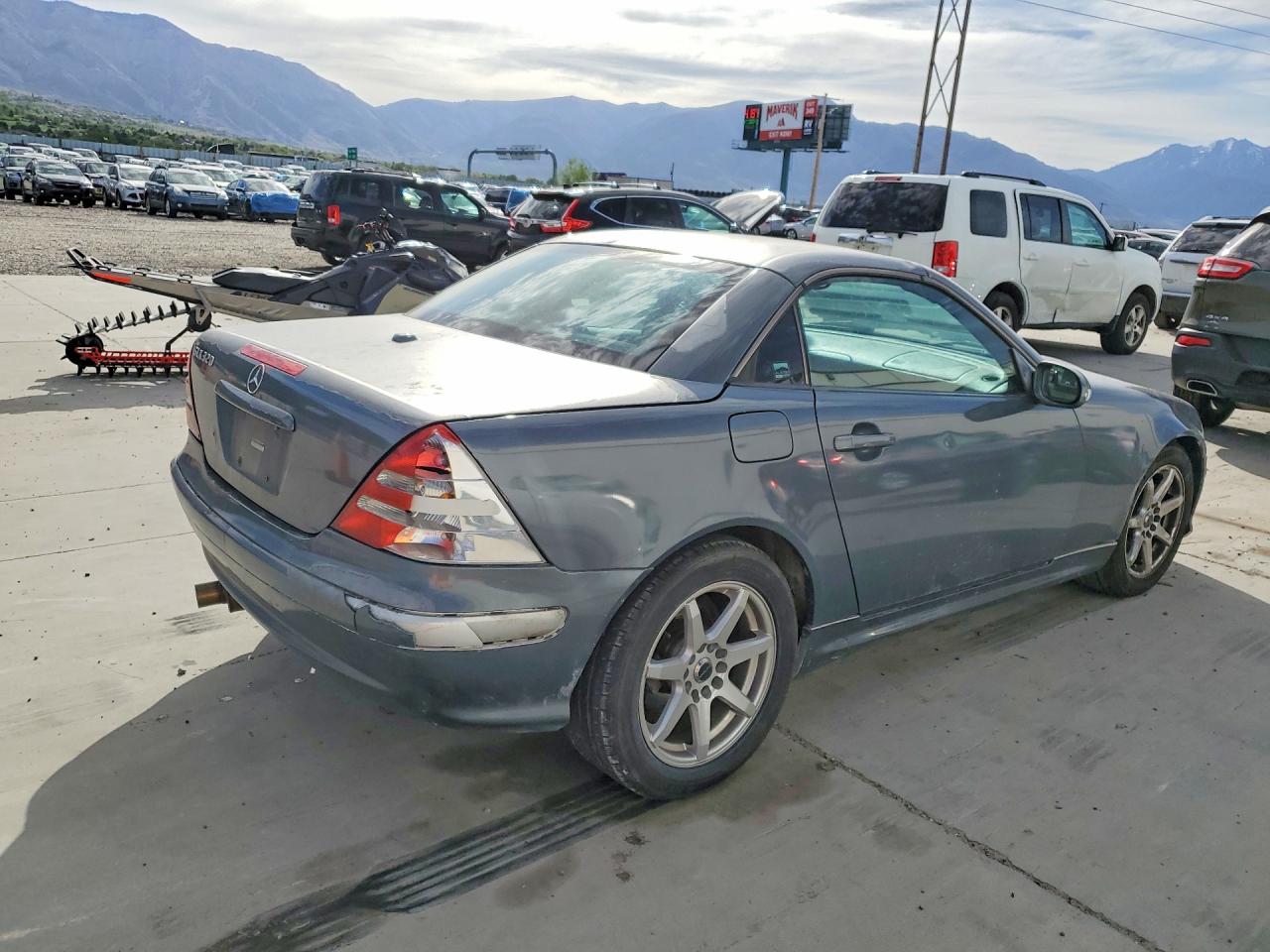 2001 Mercedes-benz Slk 320 Silver vin: WDBKK65F51F213428
