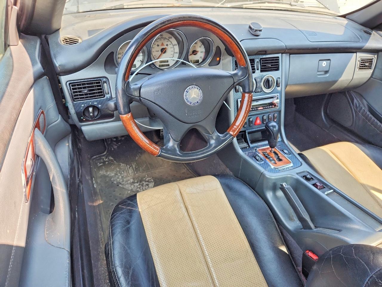 2001 Mercedes-benz Slk 320 Black vin: WDBKK65F51F225742
