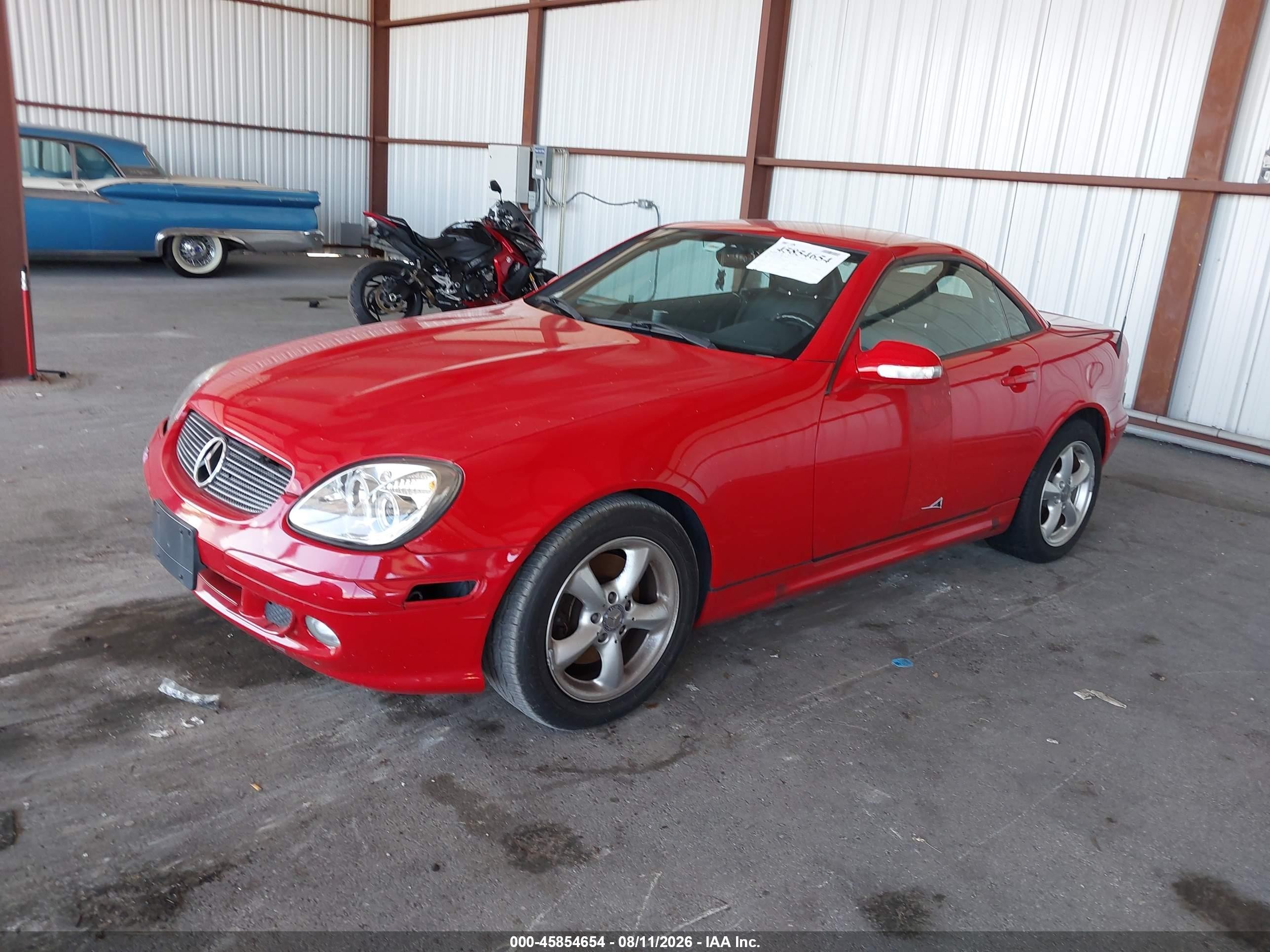 2001 Mercedes-benz Slk 320   Red vin: WDBKK65F51F232335