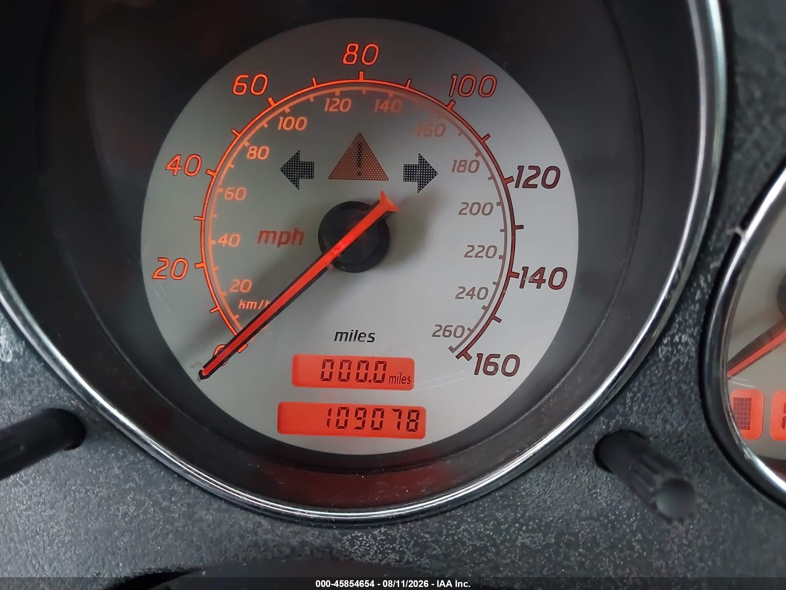 2001 Mercedes-benz Slk 320   Red vin: WDBKK65F51F232335