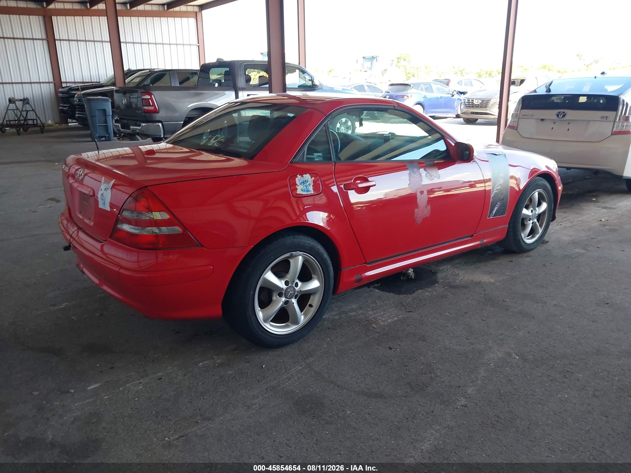2001 Mercedes-benz Slk 320   Red vin: WDBKK65F51F232335
