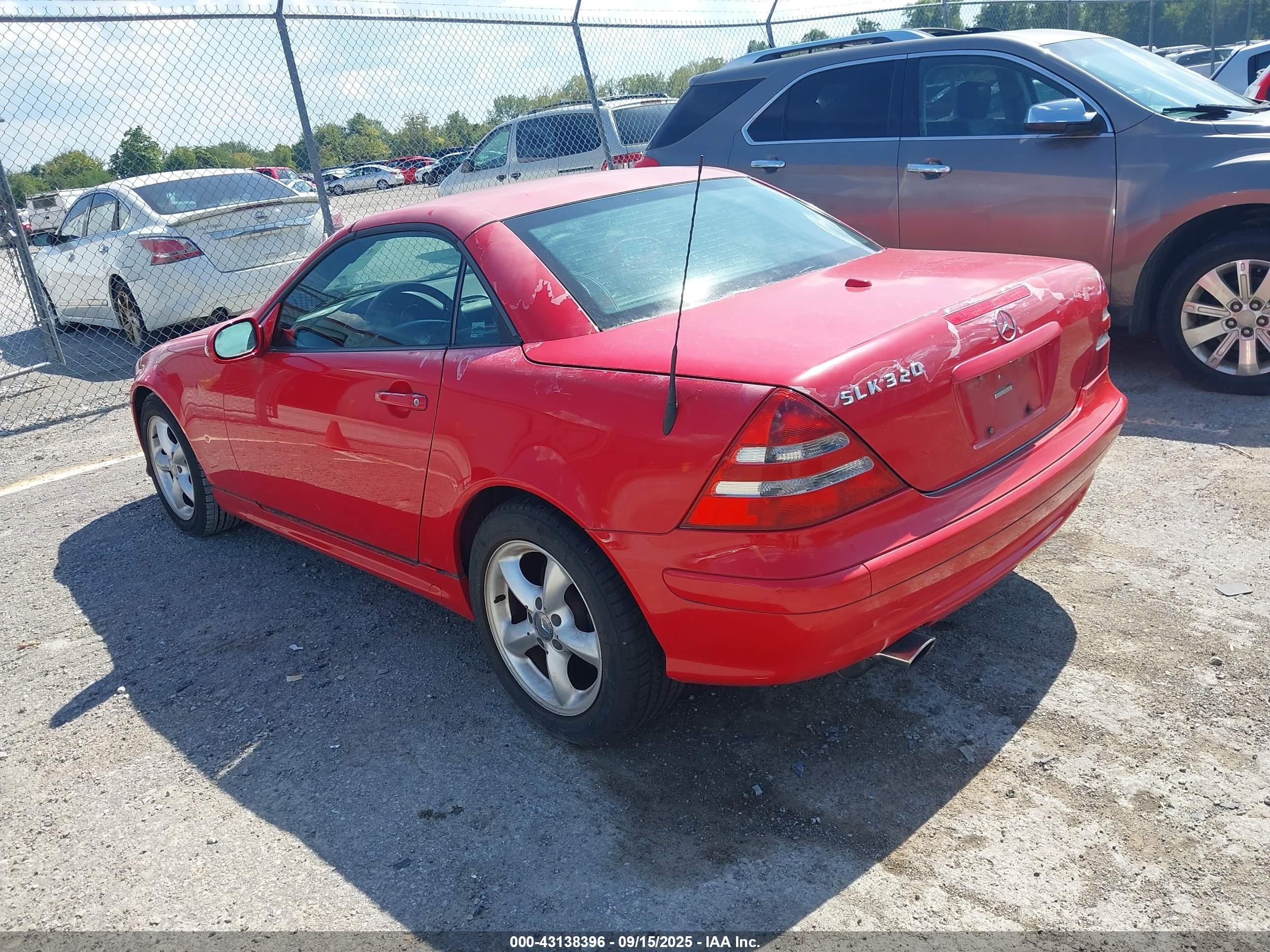 2002 Mercedes-benz Slk 320   Красный vin: WDBKK65F52F250464