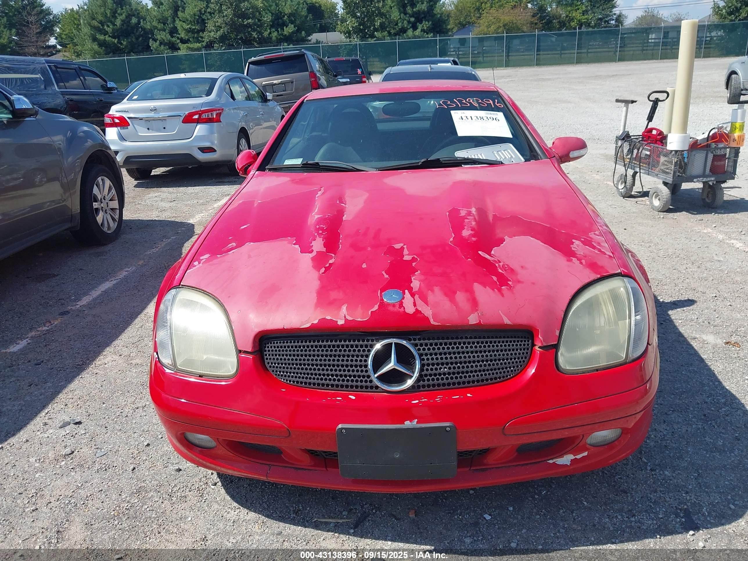 2002 Mercedes-benz Slk 320   Красный vin: WDBKK65F52F250464