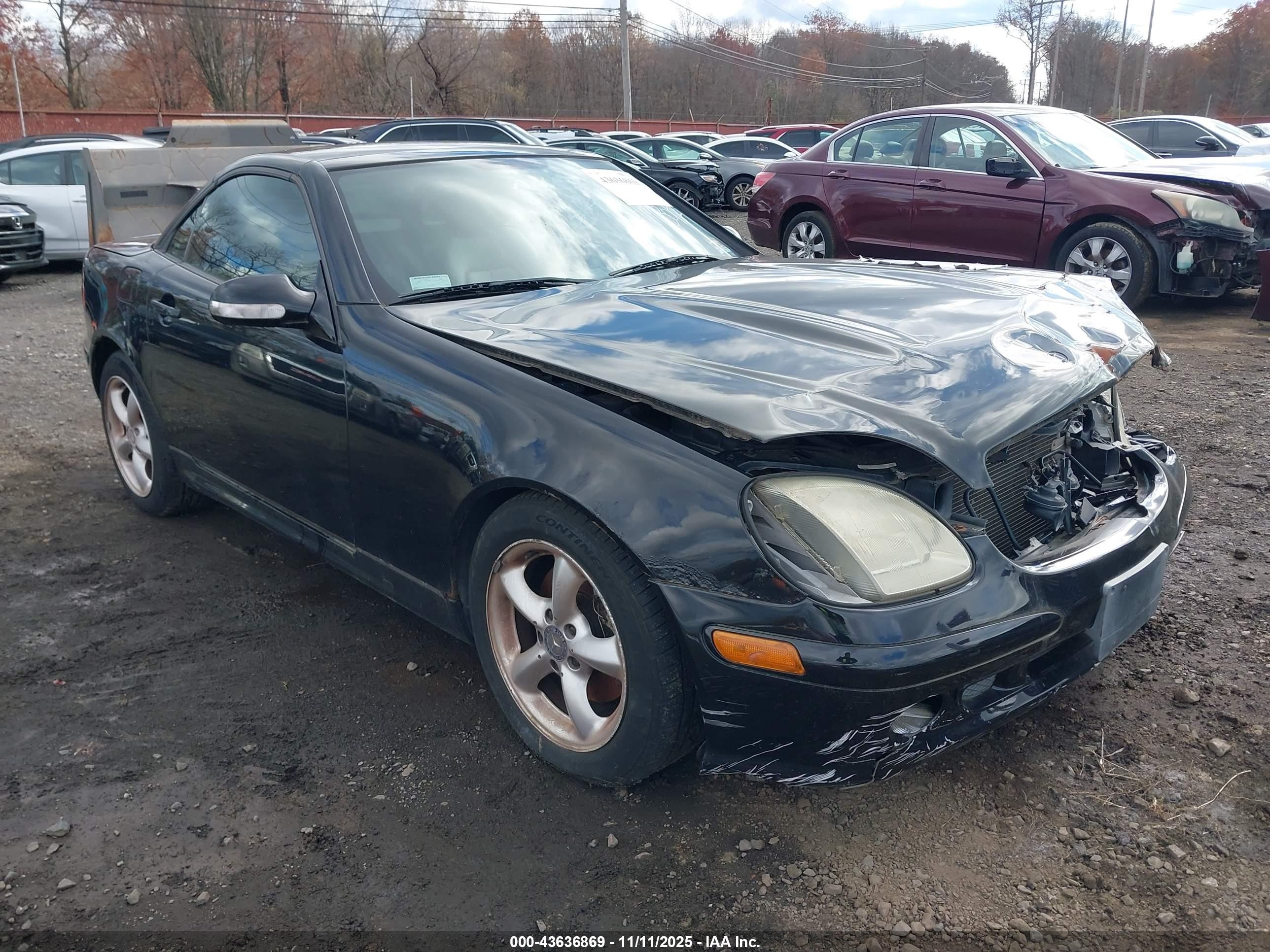 2001 Mercedes-benz Slk 320   Black vin: WDBKK65F61F222865